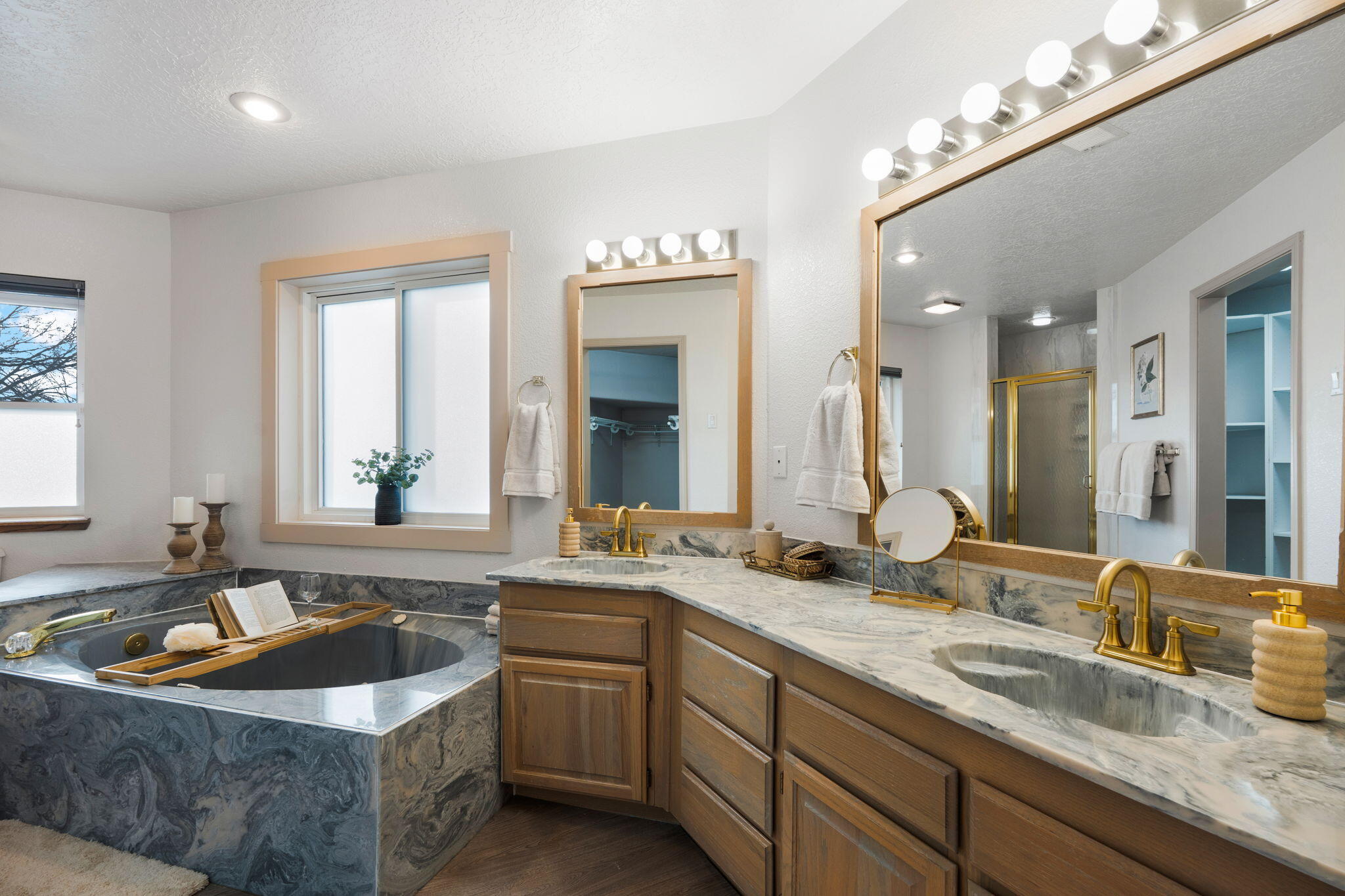 2313 Malpais Road SW