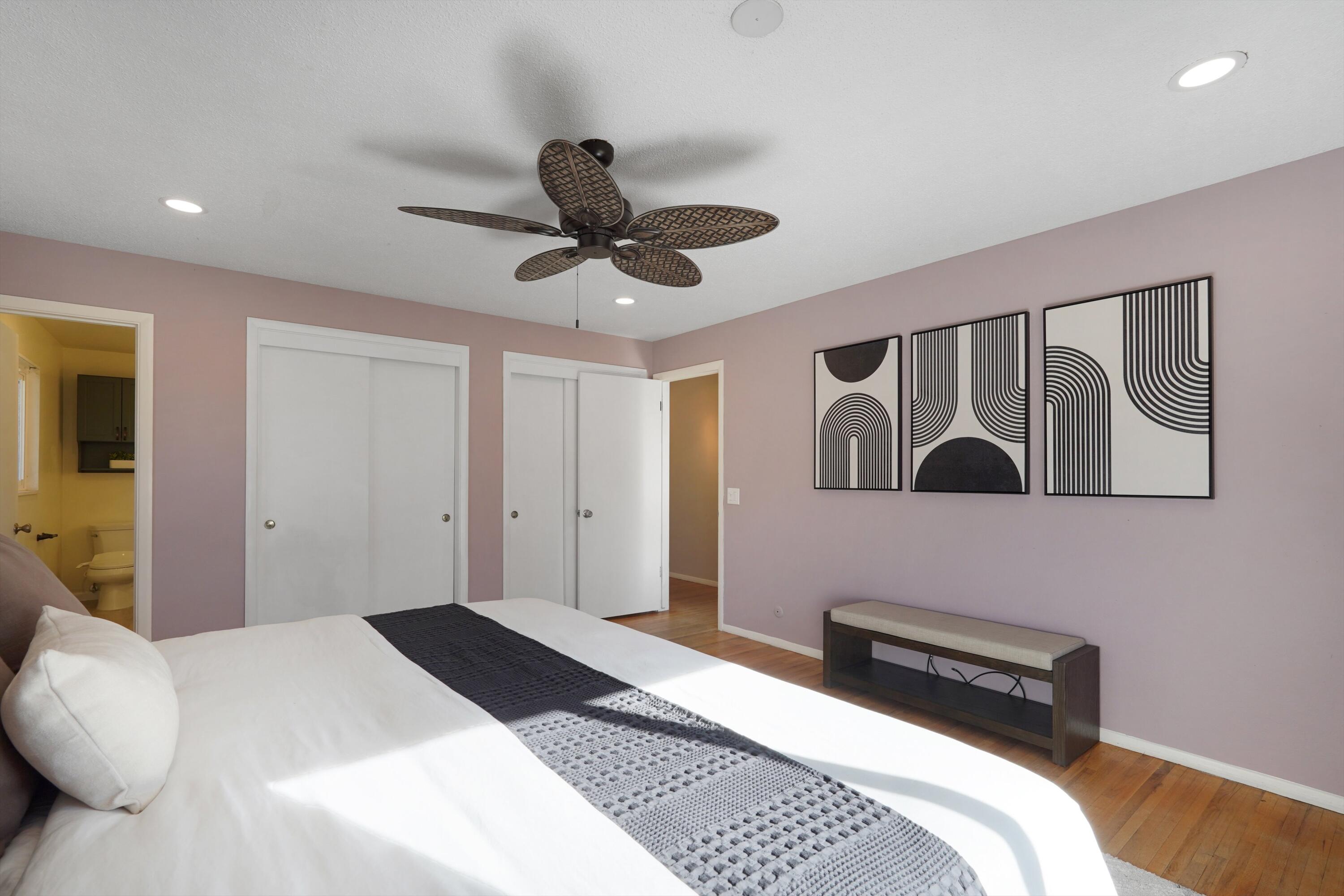 7513 Gladden Avenue NE