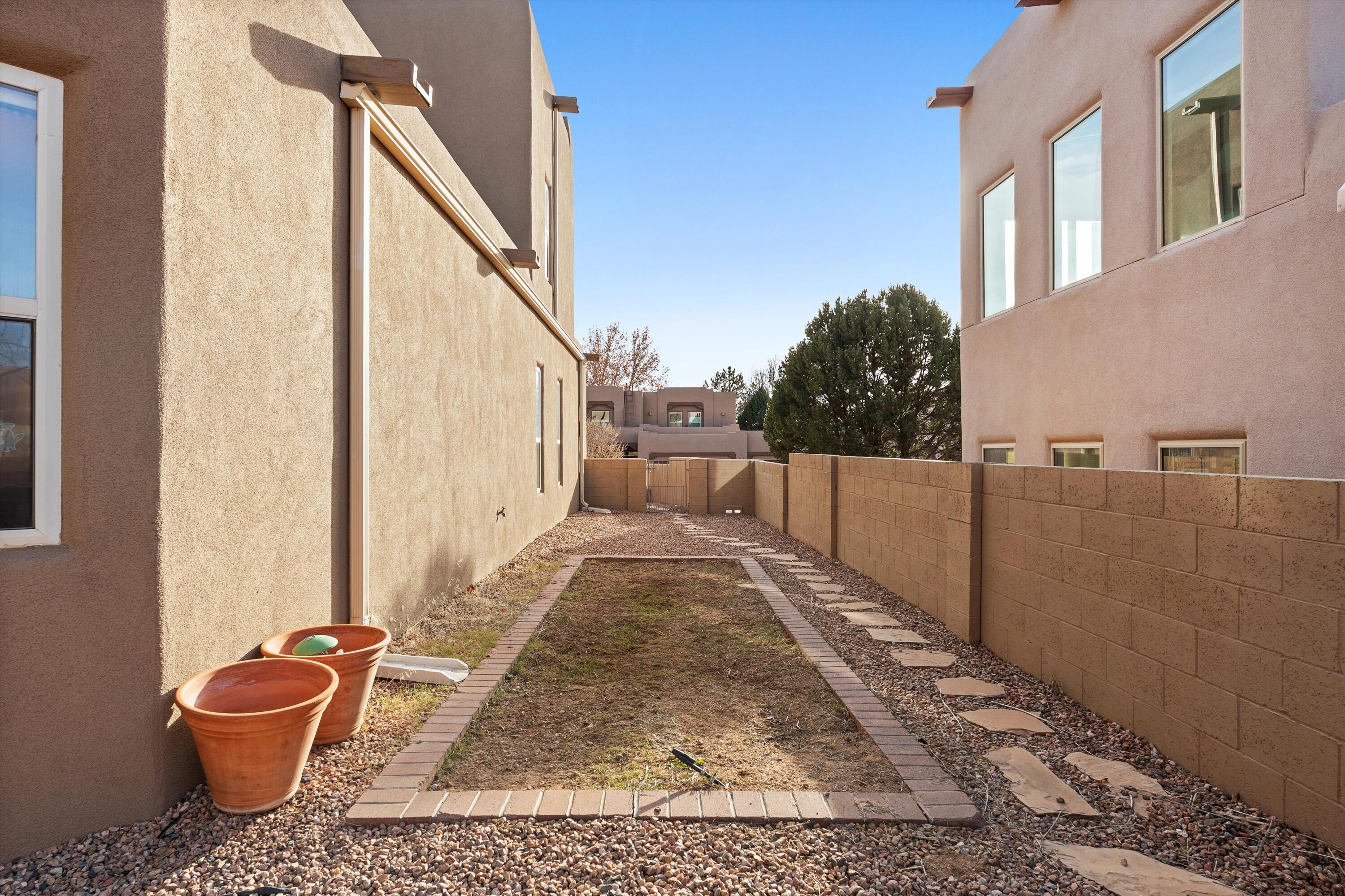 12709 Sunset Ridge Place NE