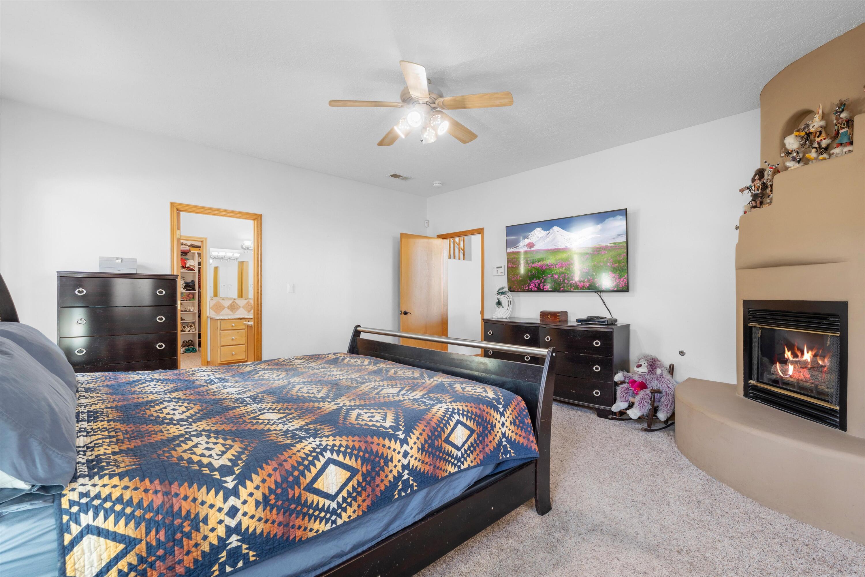 12709 Sunset Ridge Place NE