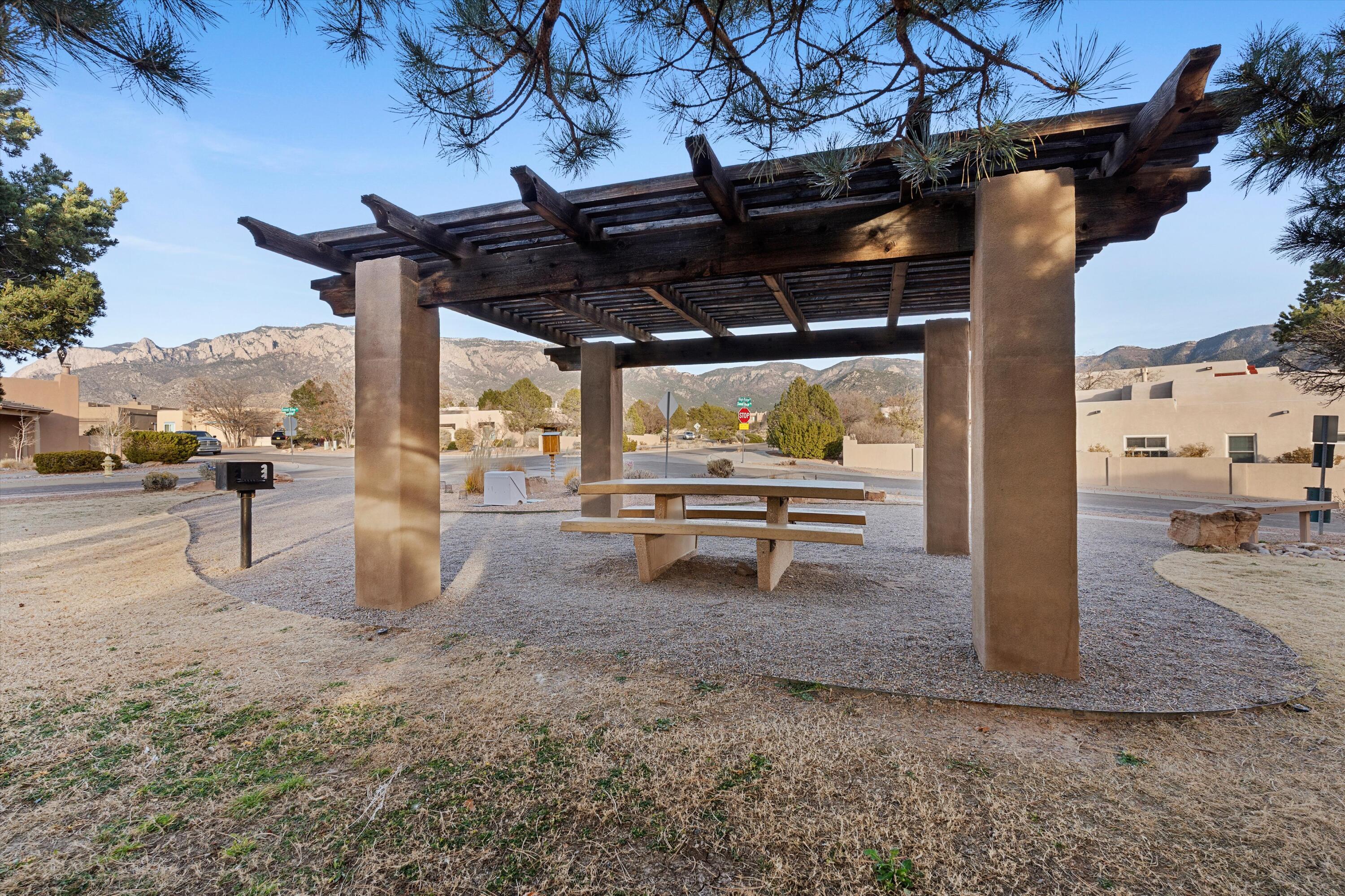 12709 Sunset Ridge Place NE