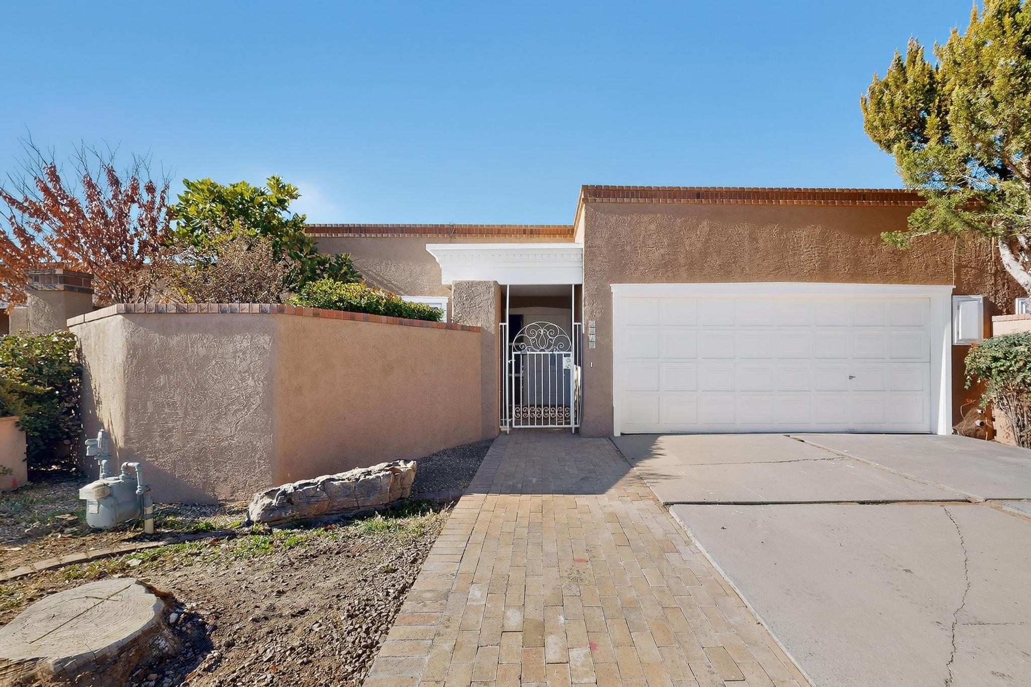 3019 Colonnade Court NW