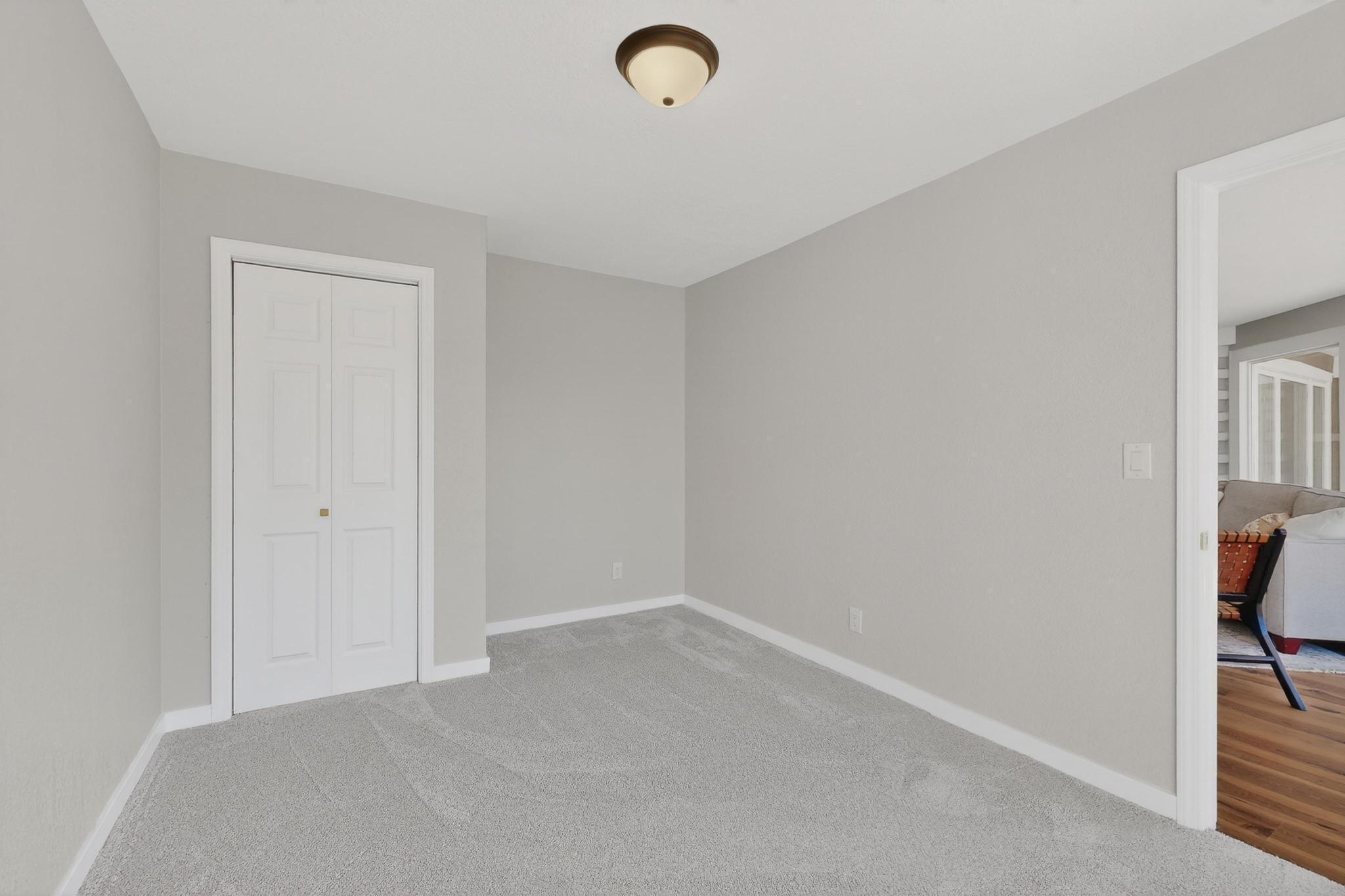 3019 Colonnade Court NW