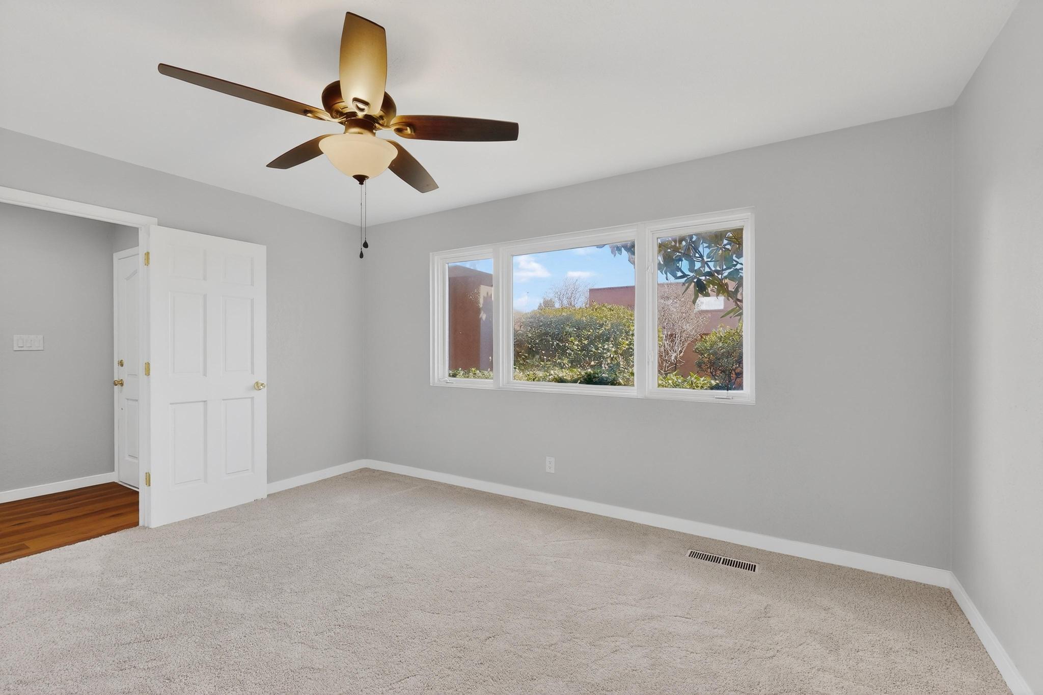 3019 Colonnade Court NW