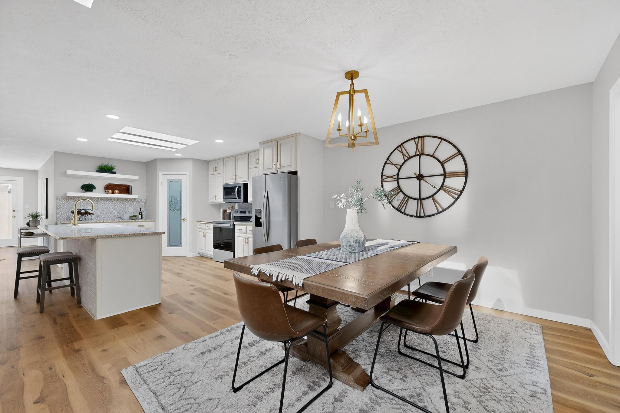 3019 Colonnade Court NW