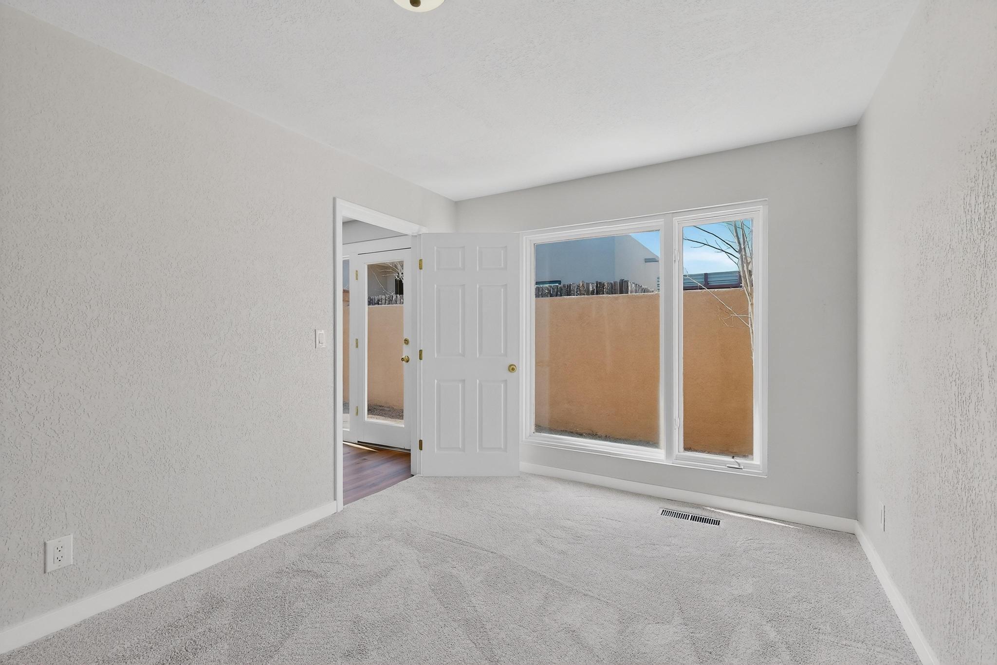 3019 Colonnade Court NW