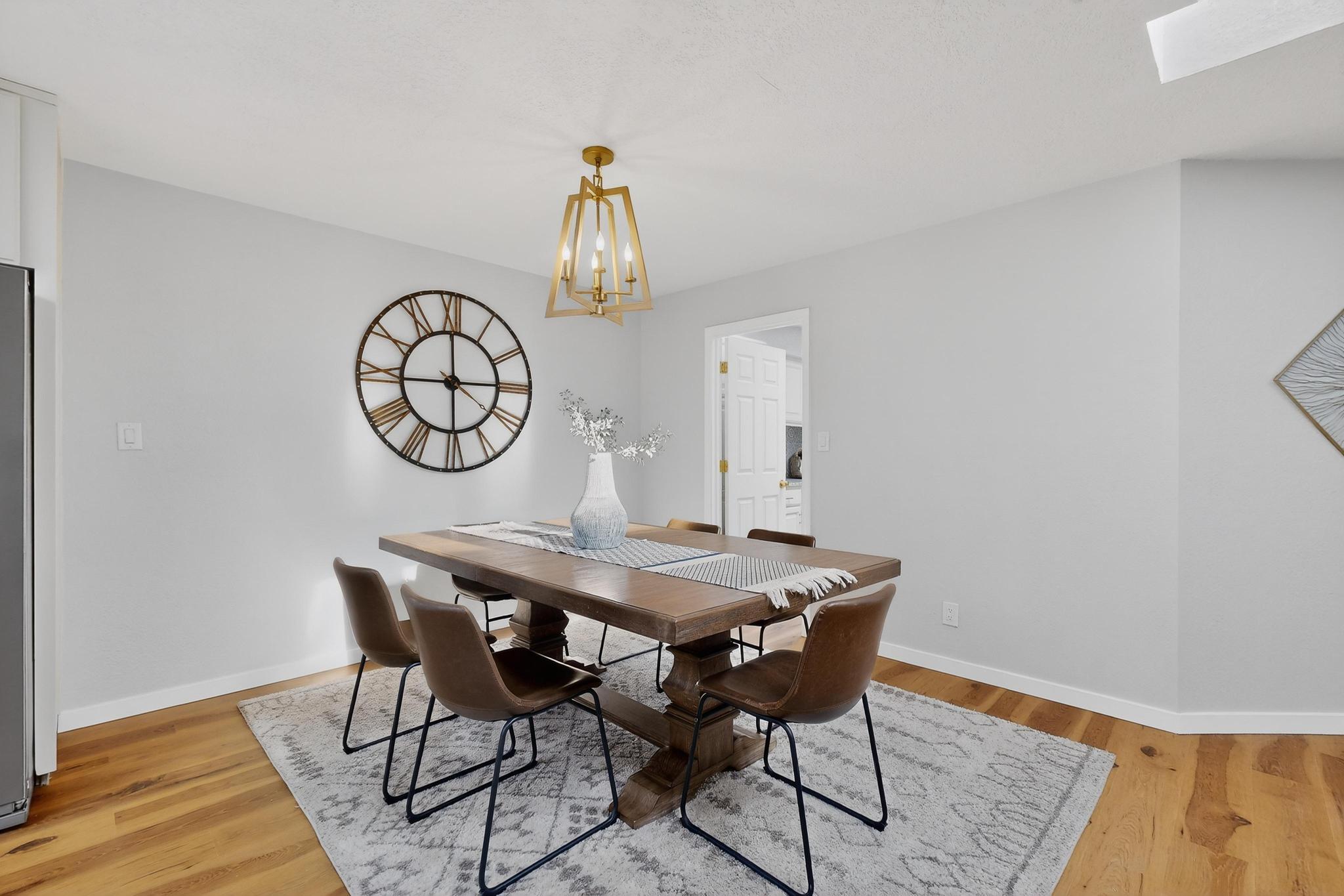 3019 Colonnade Court NW