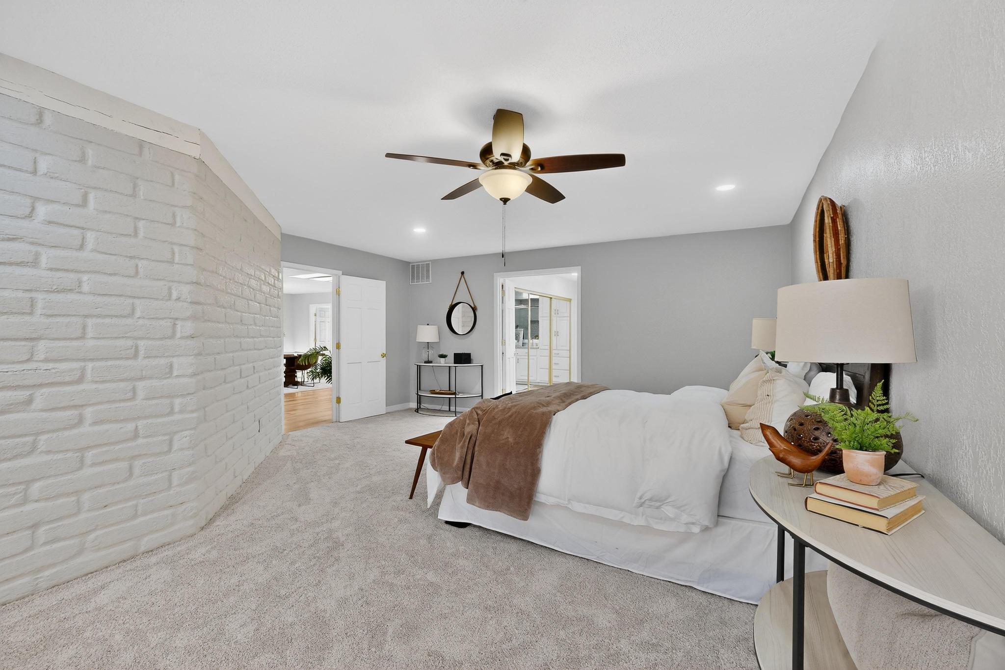 3019 Colonnade Court NW