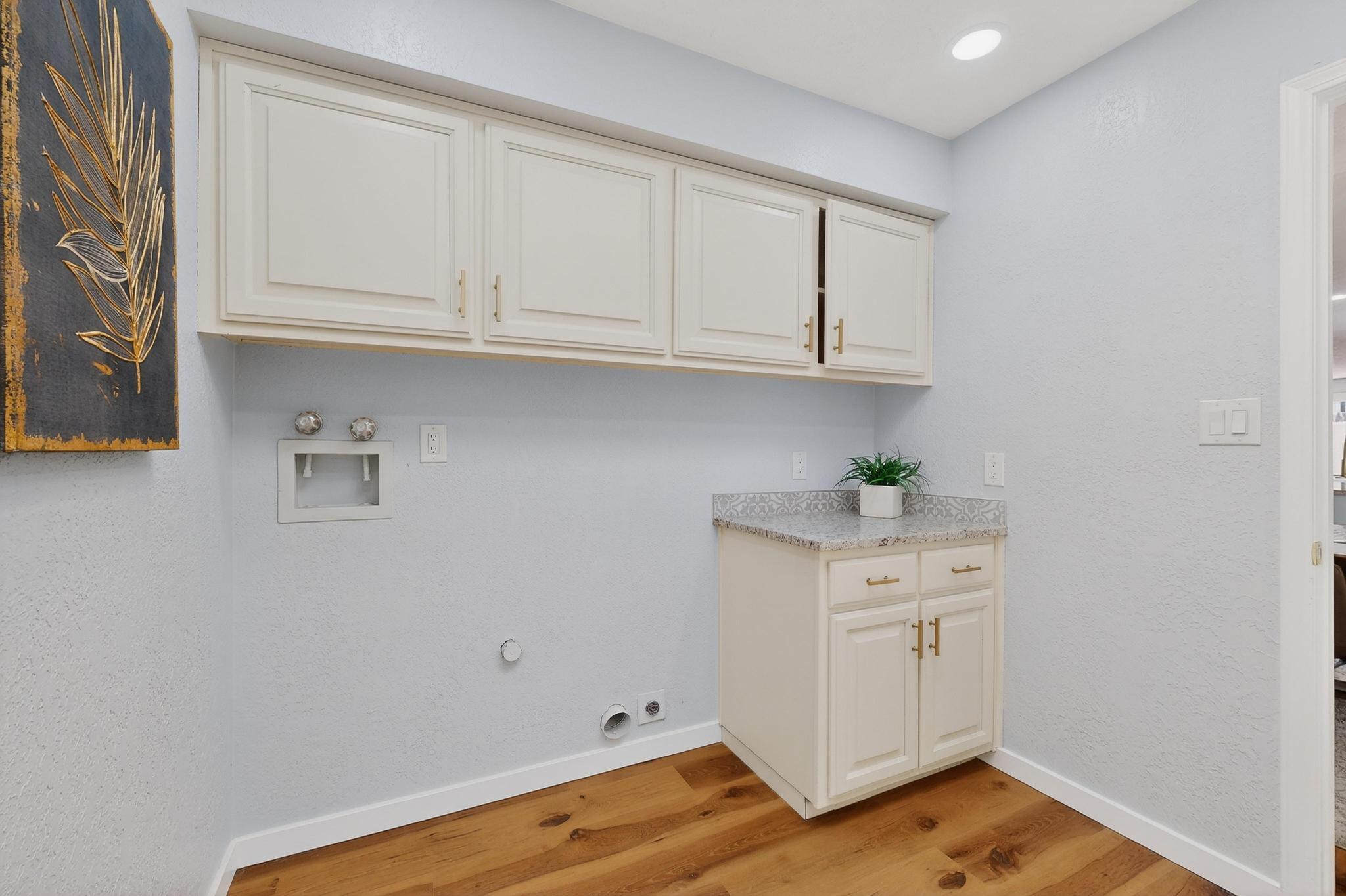 3019 Colonnade Court NW