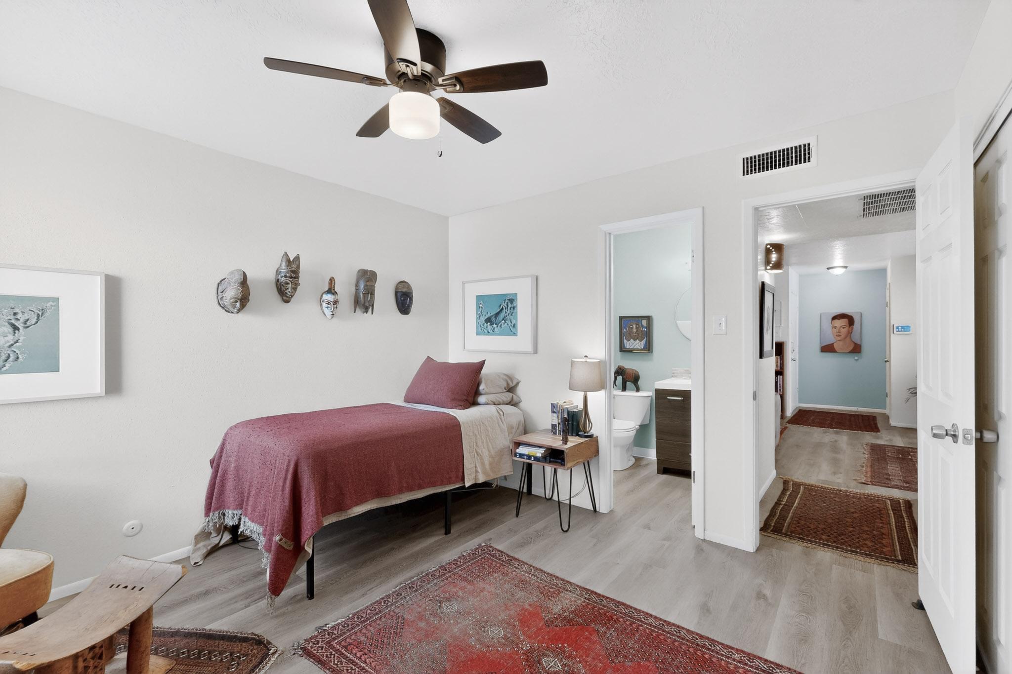 4601 Carlisle Boulevard NE H2