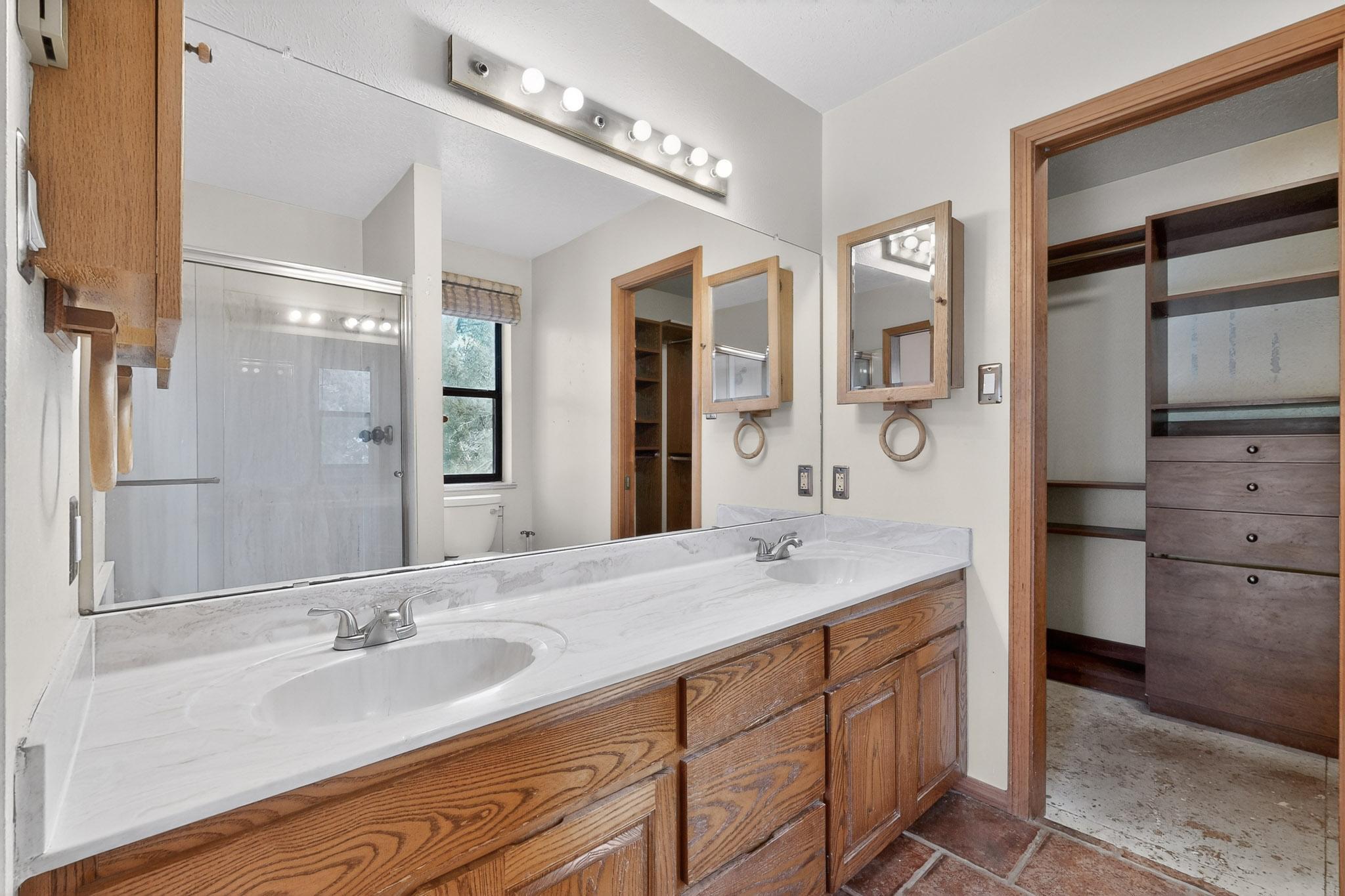 22 Cedar Ridge Road