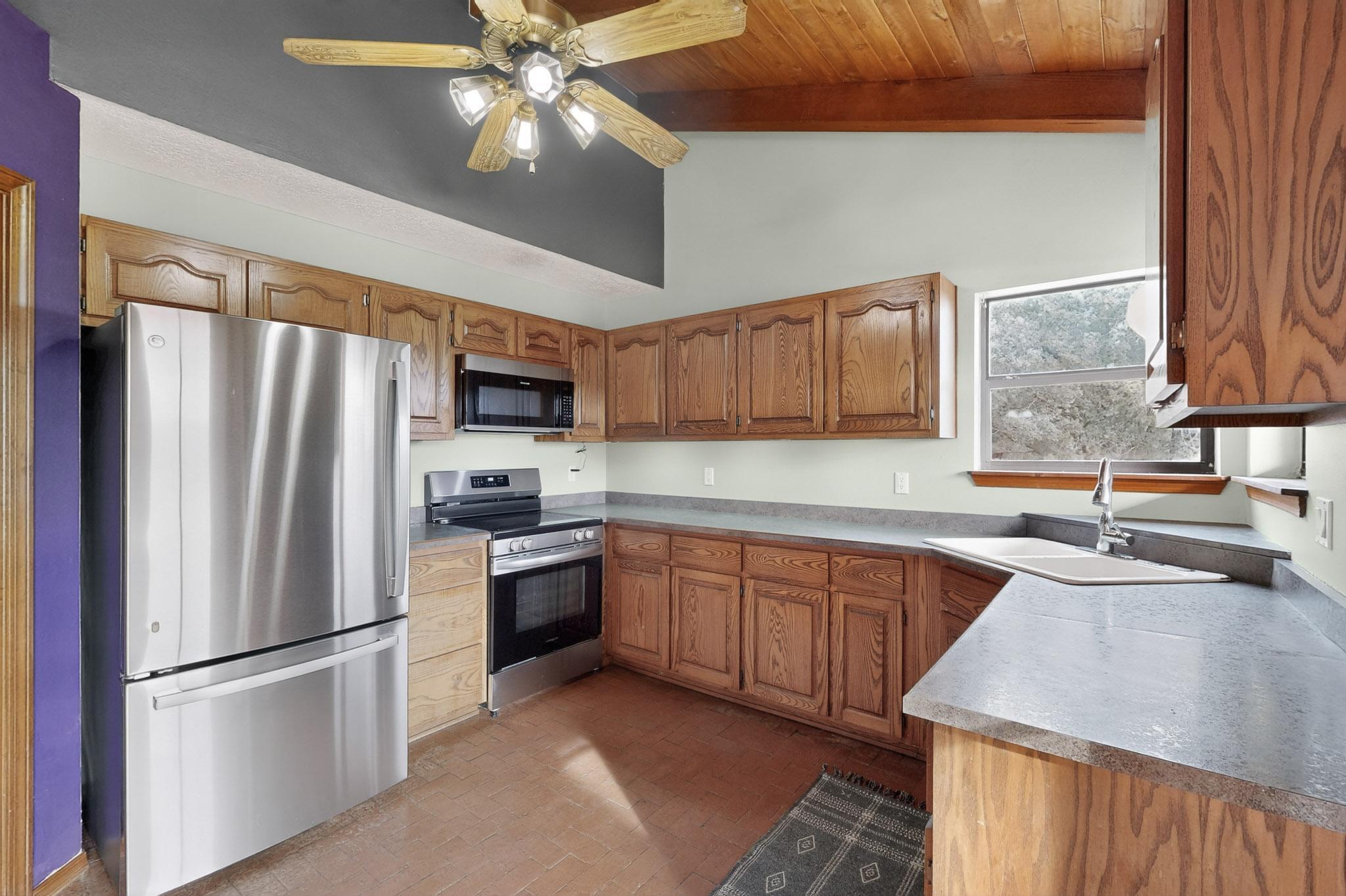 22 Cedar Ridge Road