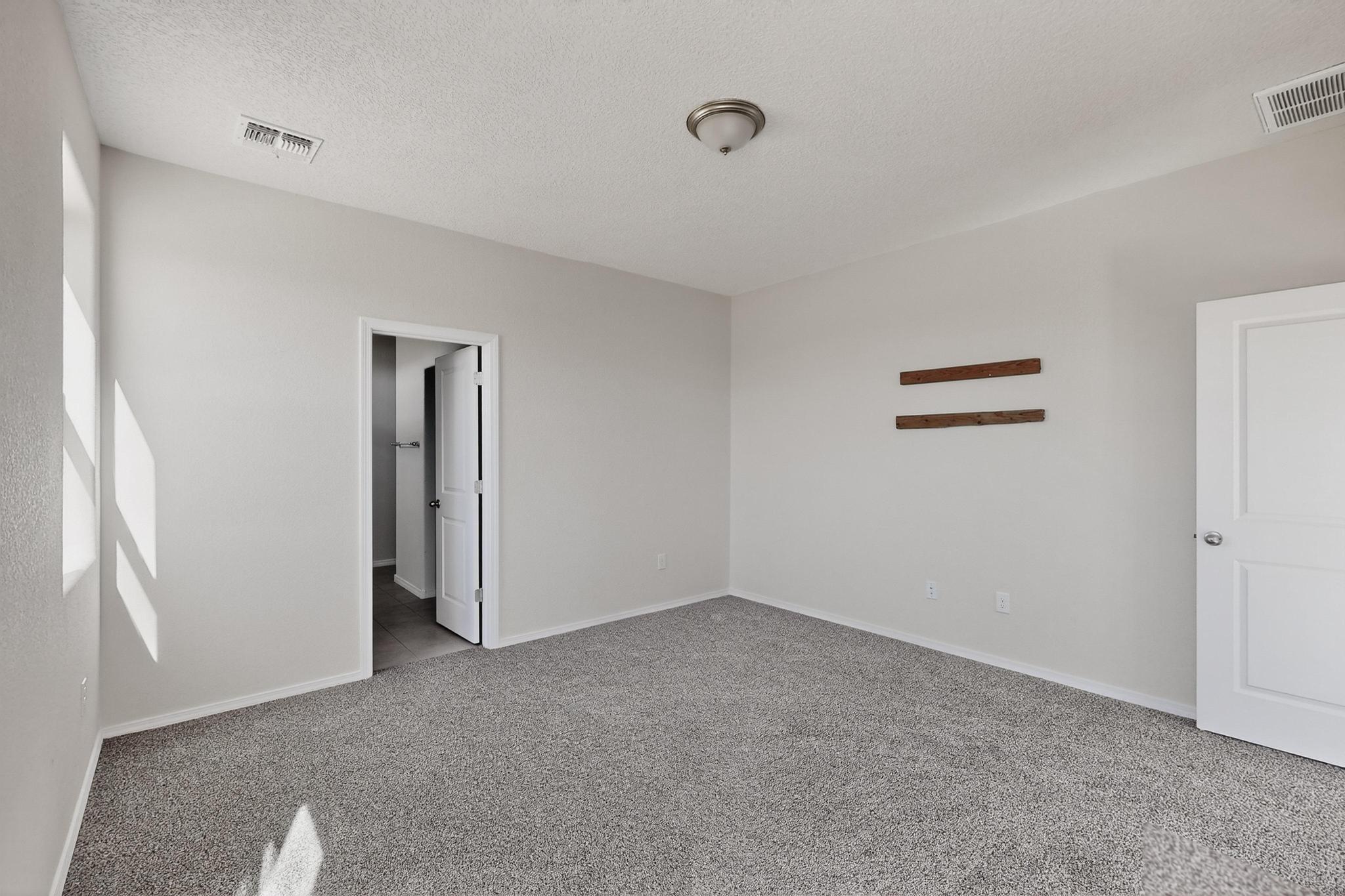 1 Tierra Dentro Court