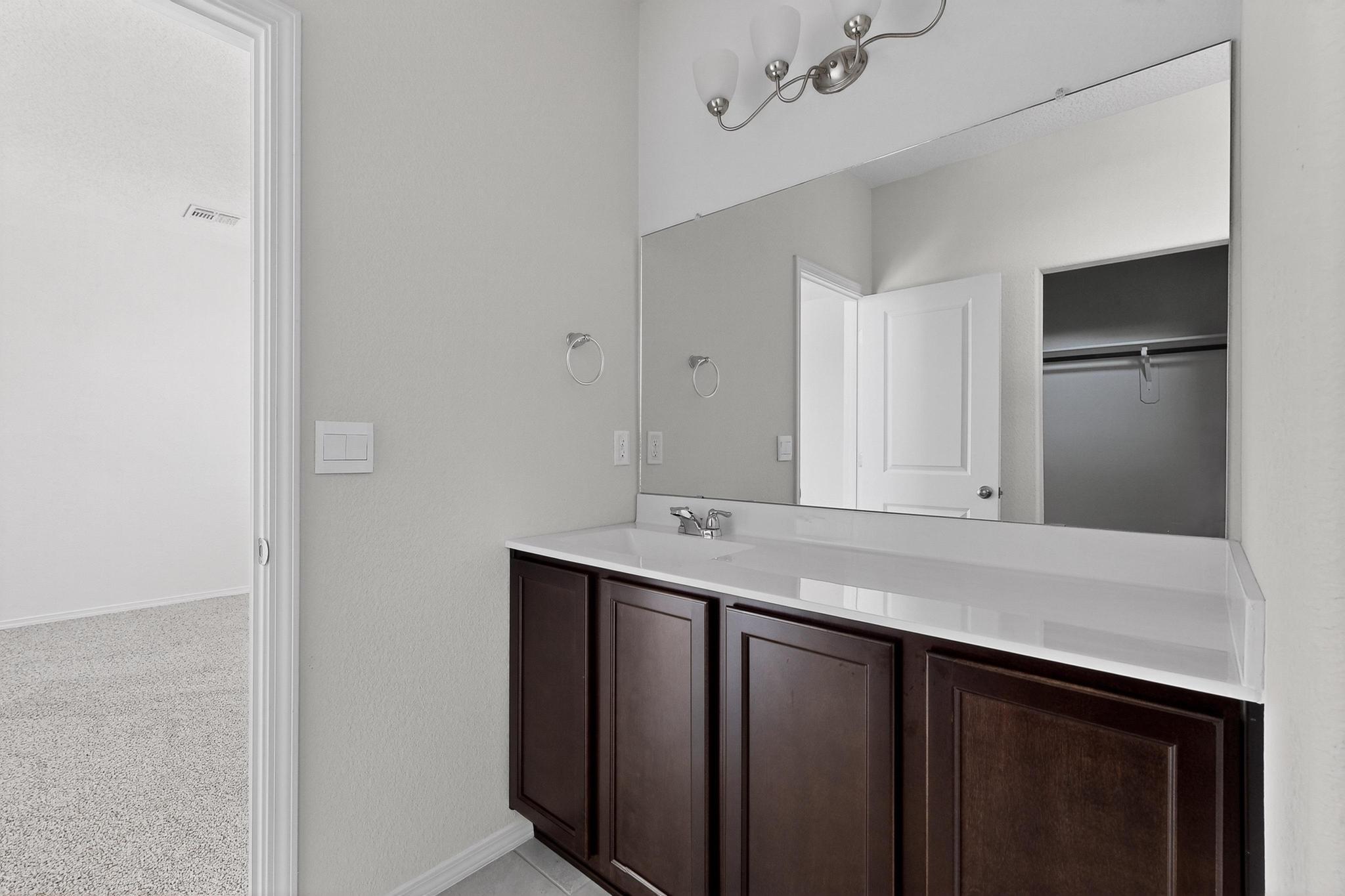 1 Tierra Dentro Court