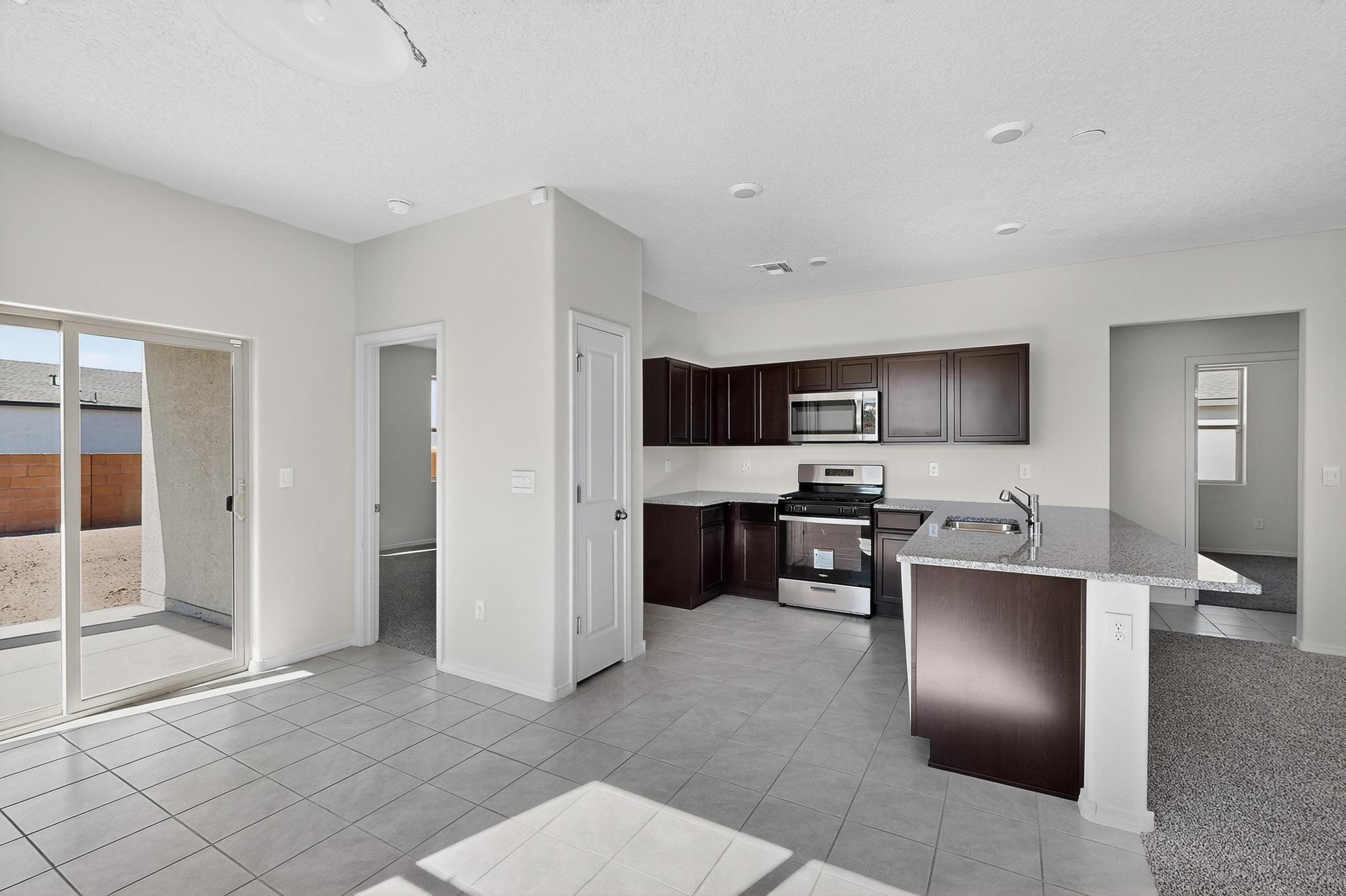 1 Tierra Dentro Court