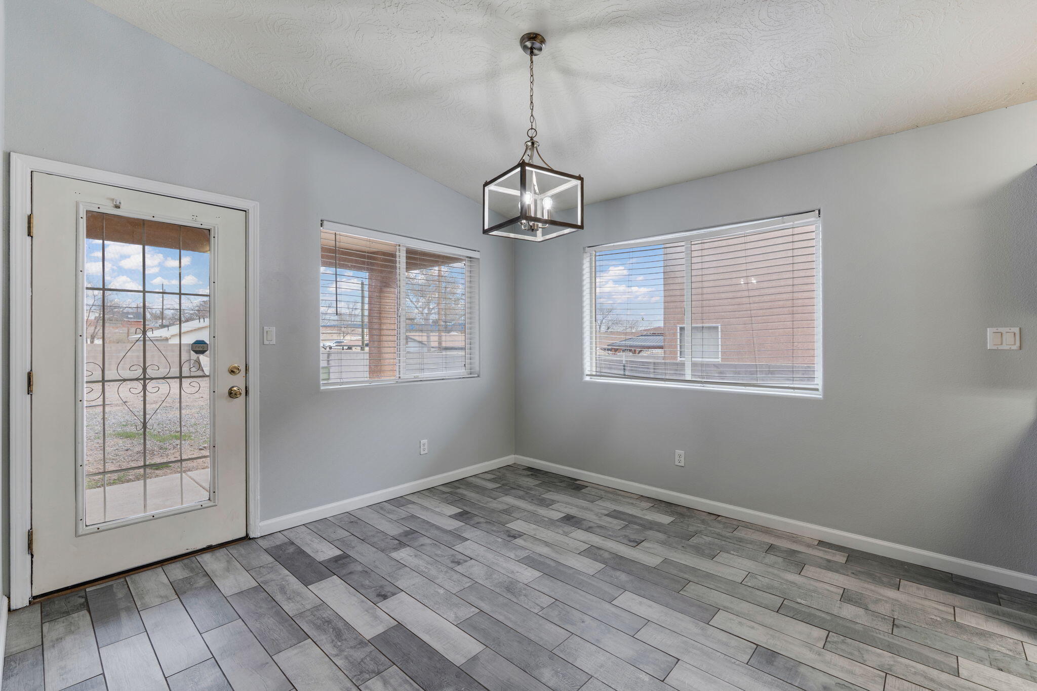 6847 Calle Cielo Avenue SW