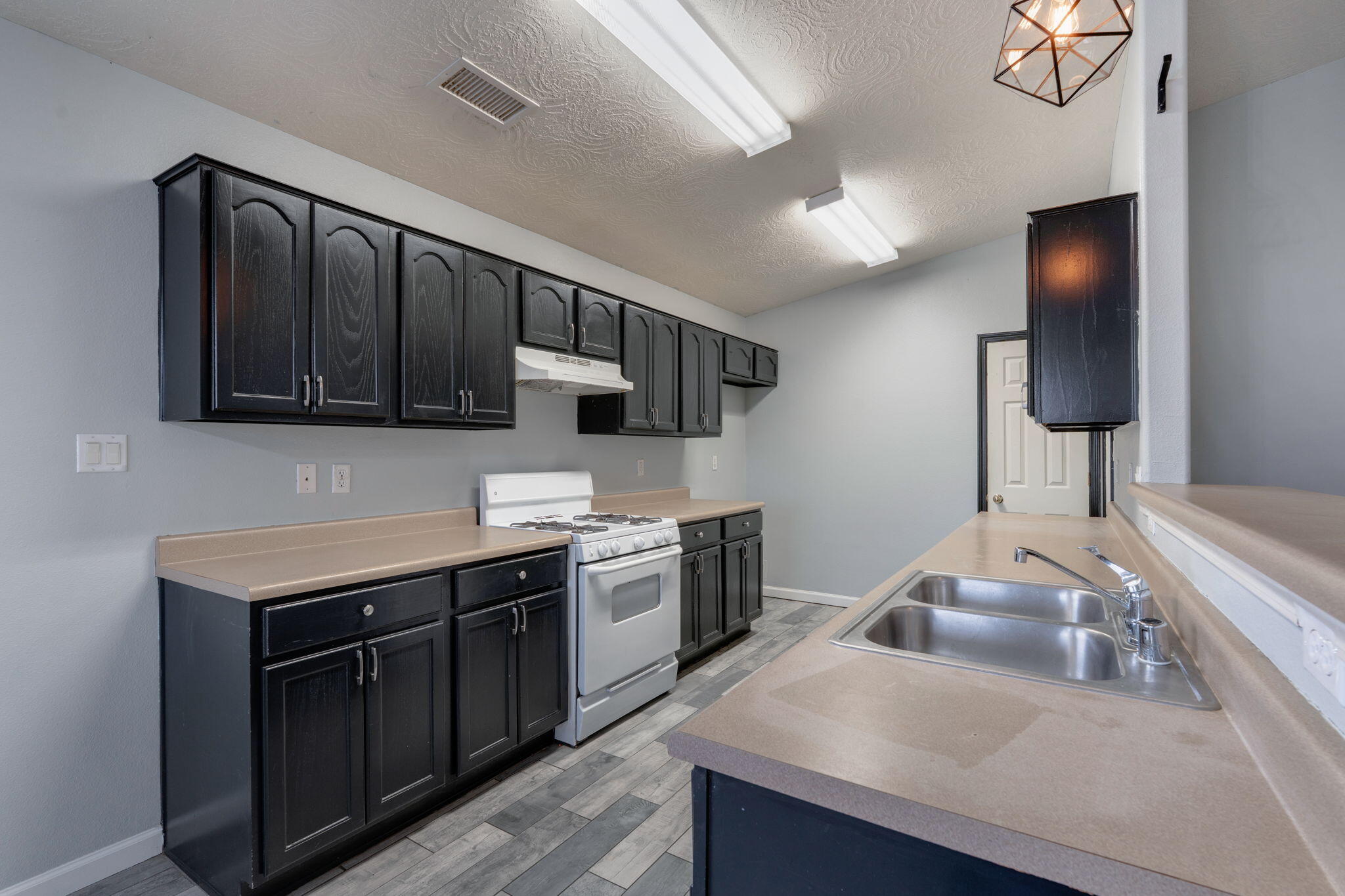 6847 Calle Cielo Avenue SW