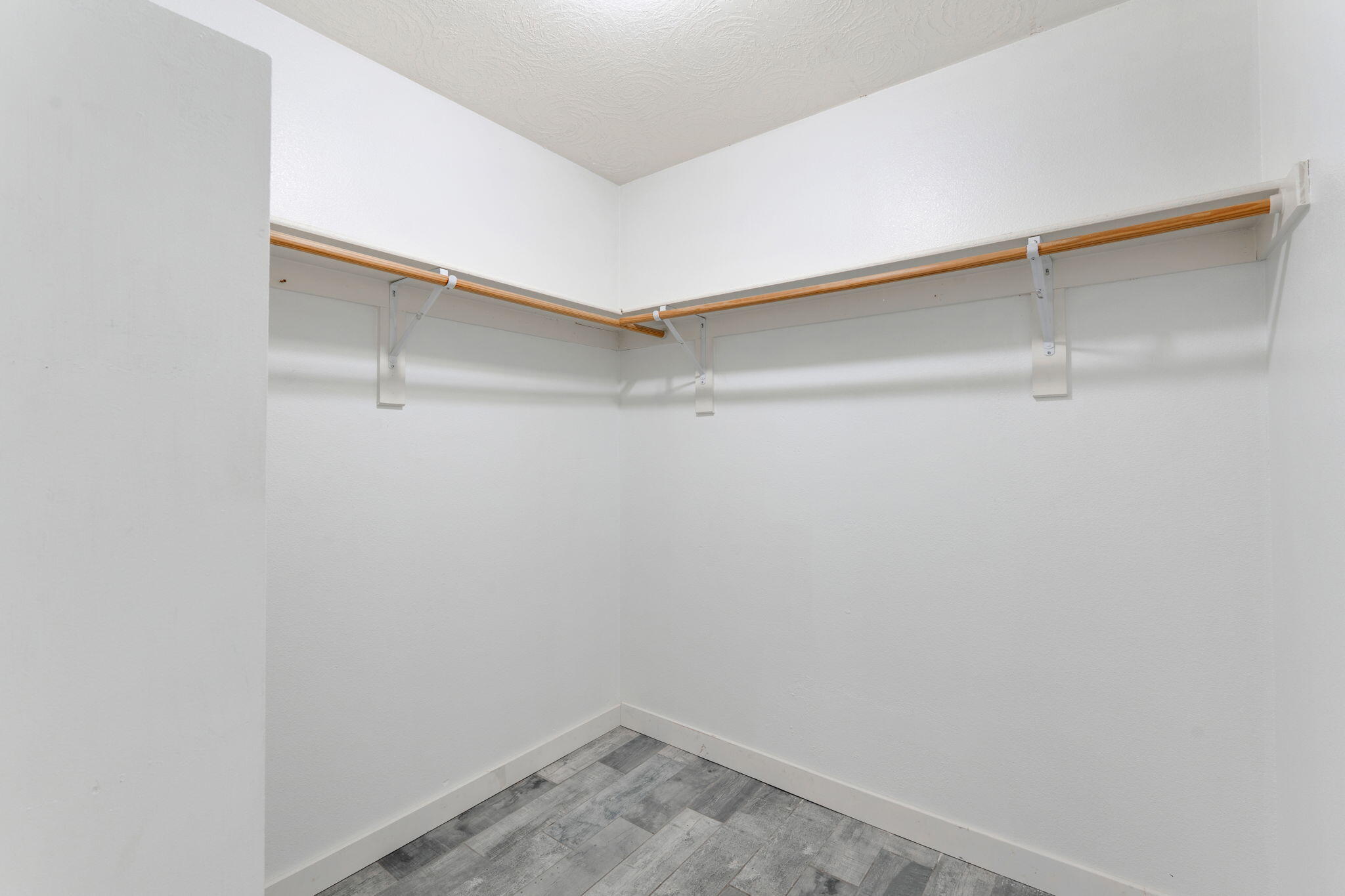 6847 Calle Cielo Avenue SW