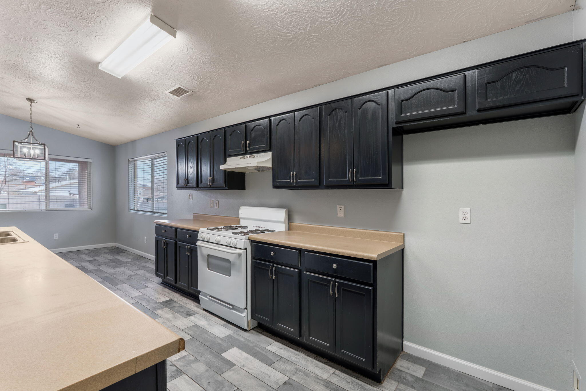 6847 Calle Cielo Avenue SW