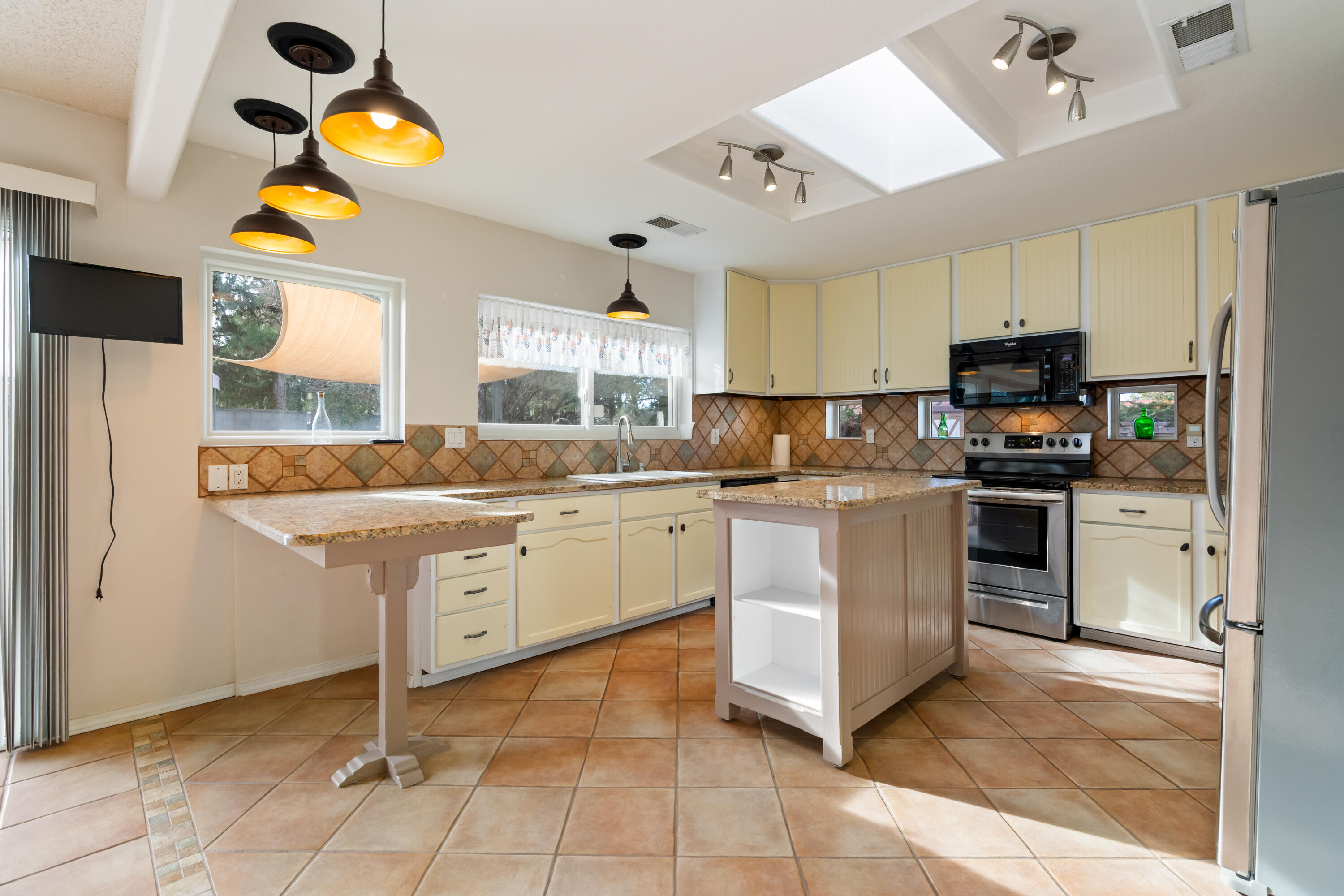 1307 Odlum Drive SE