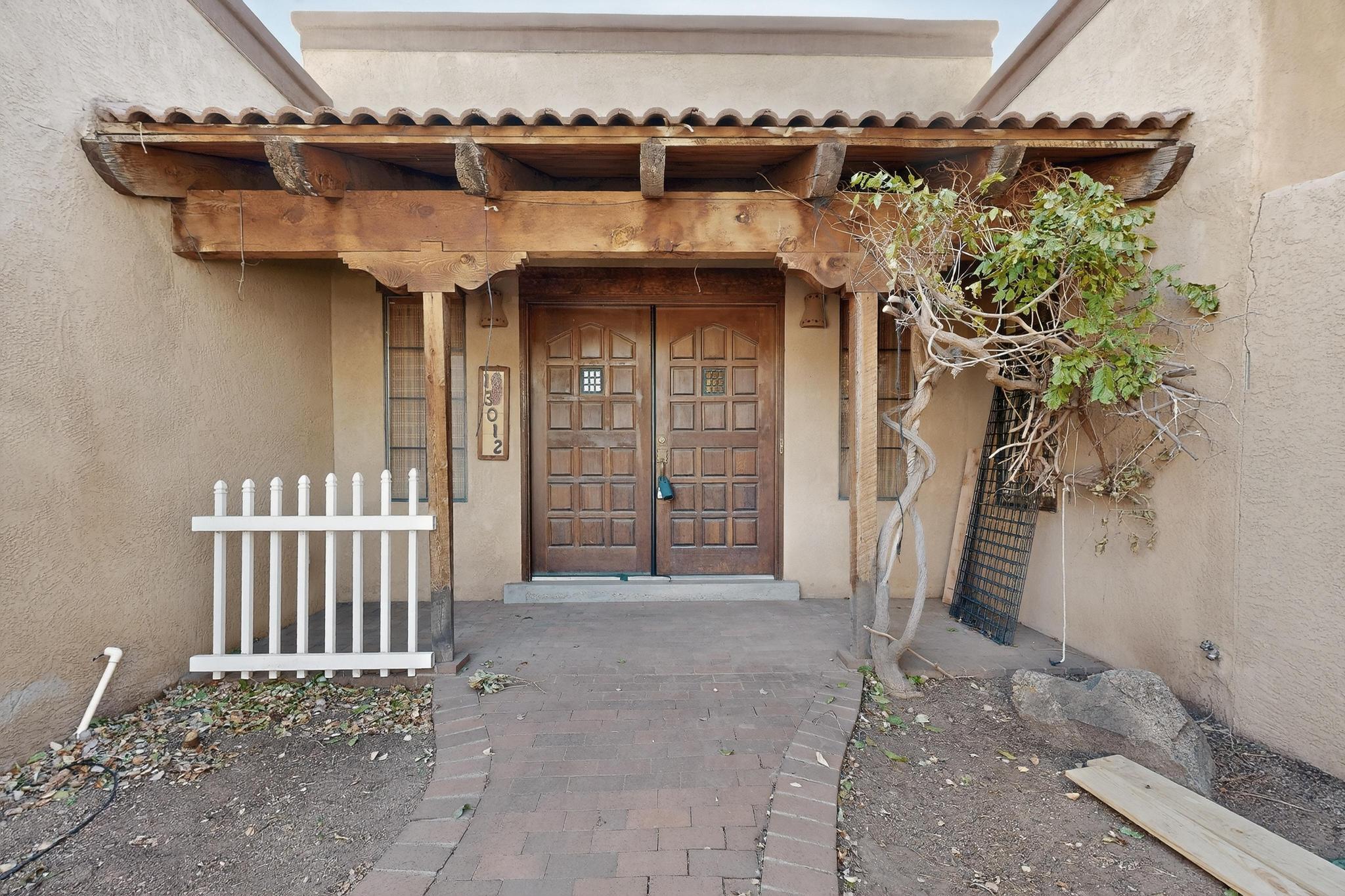 13012 Calle De Sandias NE