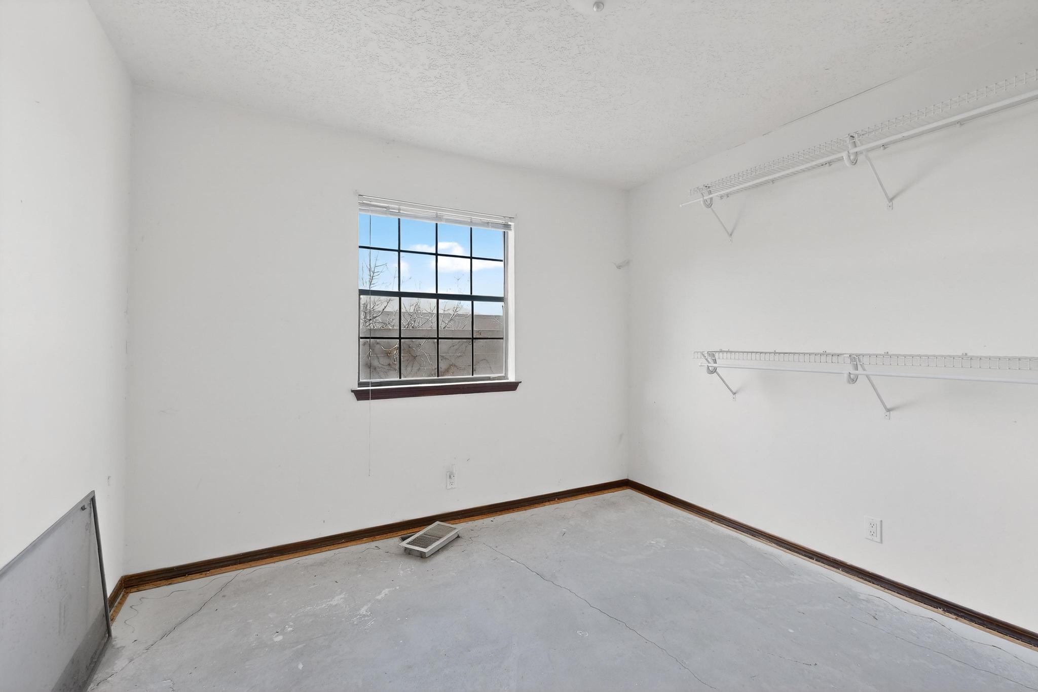 13012 Calle De Sandias NE