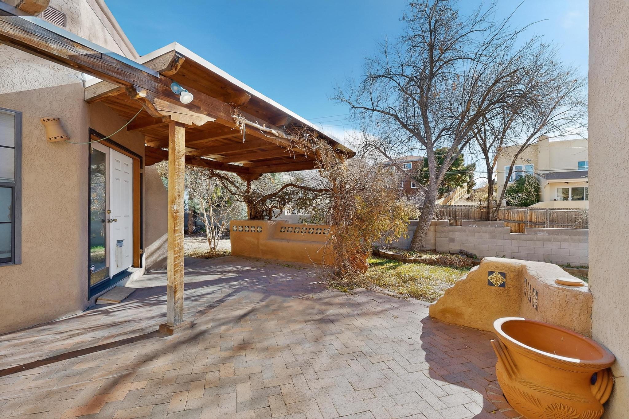 13012 Calle De Sandias NE