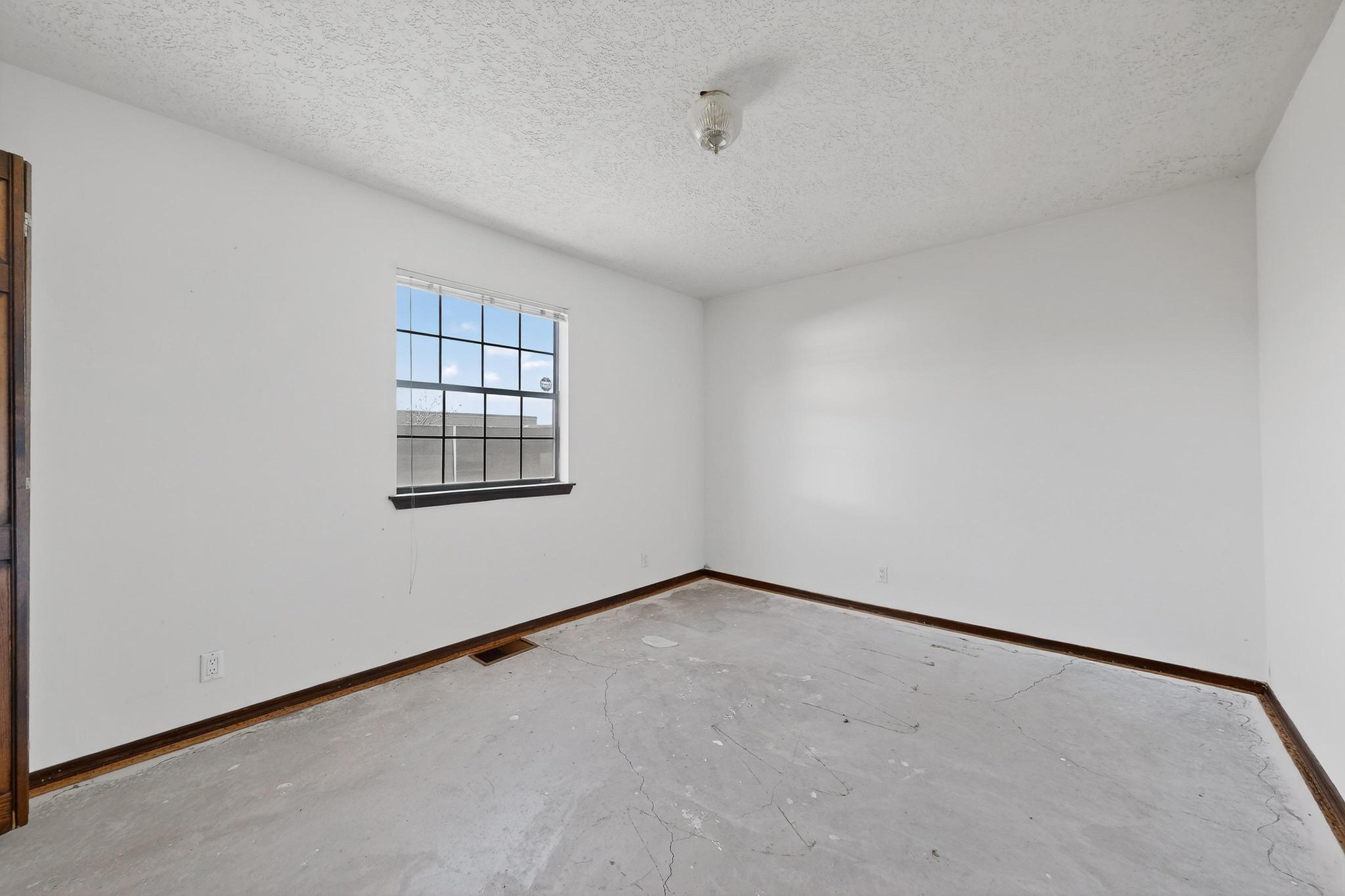 13012 Calle De Sandias NE