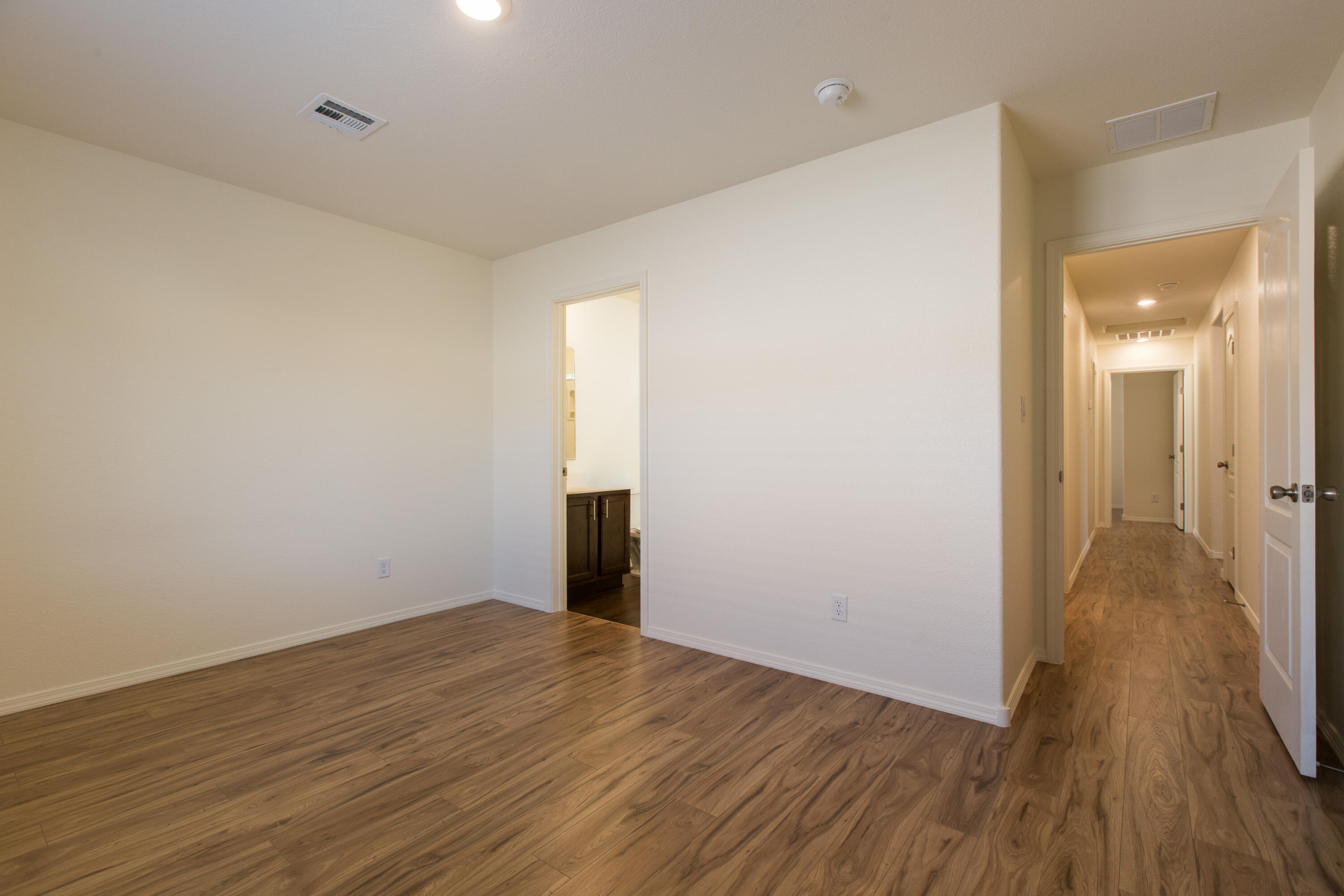 456 Chafey Drive SW