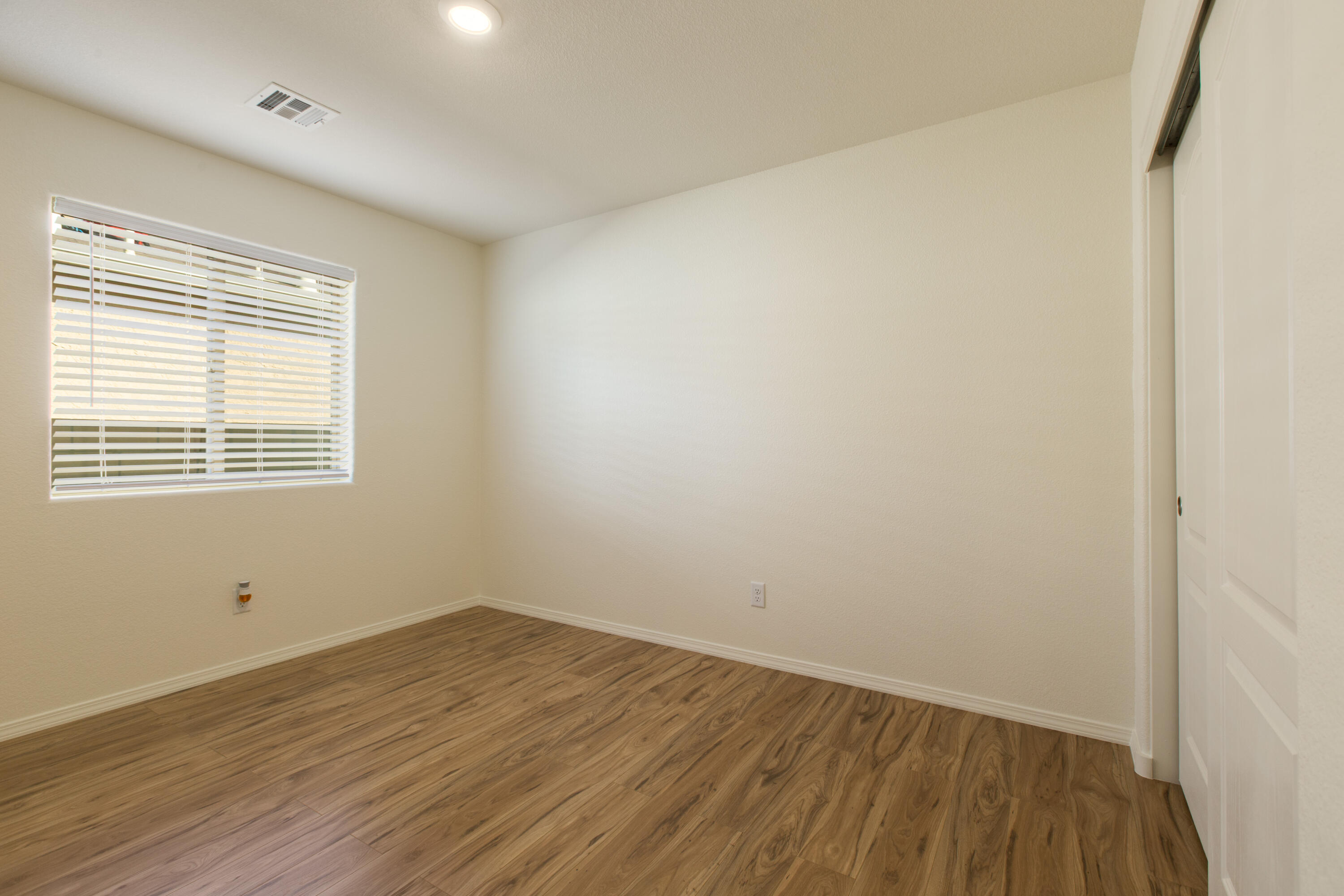 456 Chafey Drive SW