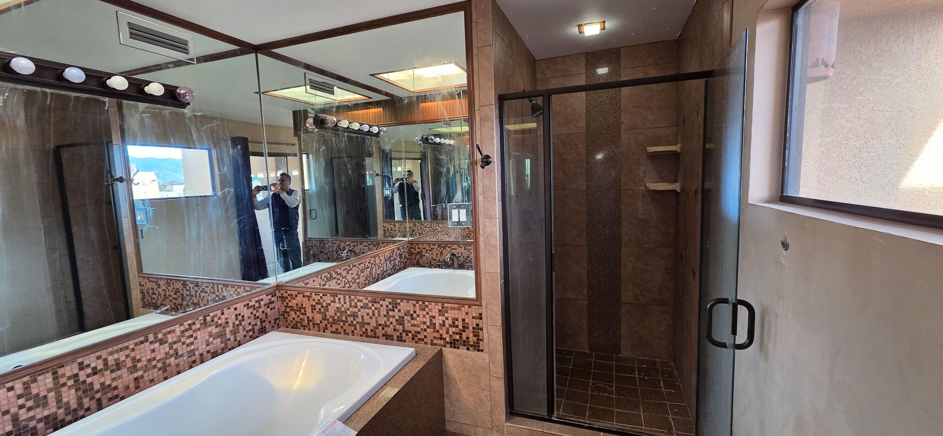 34 Sandia Heights Drive NE