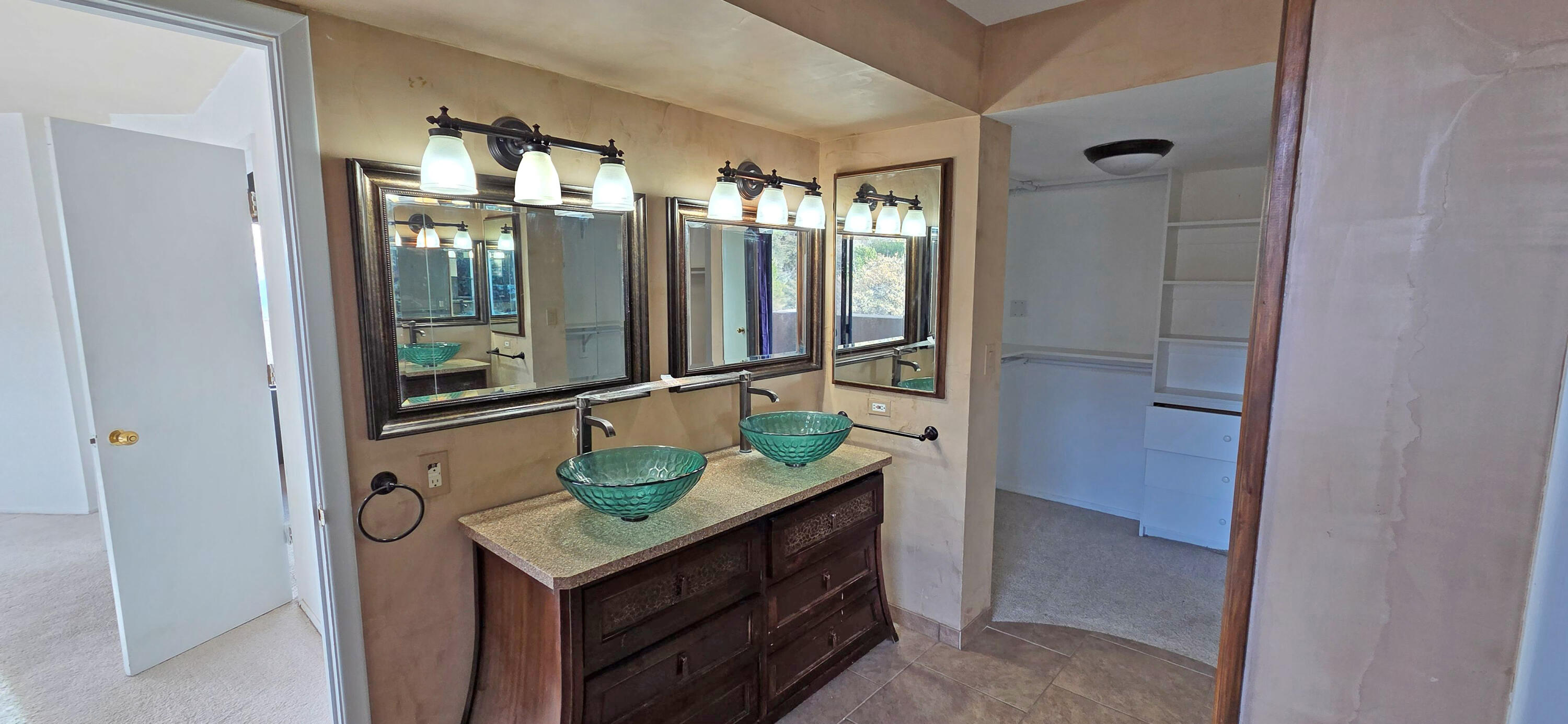 34 Sandia Heights Drive NE