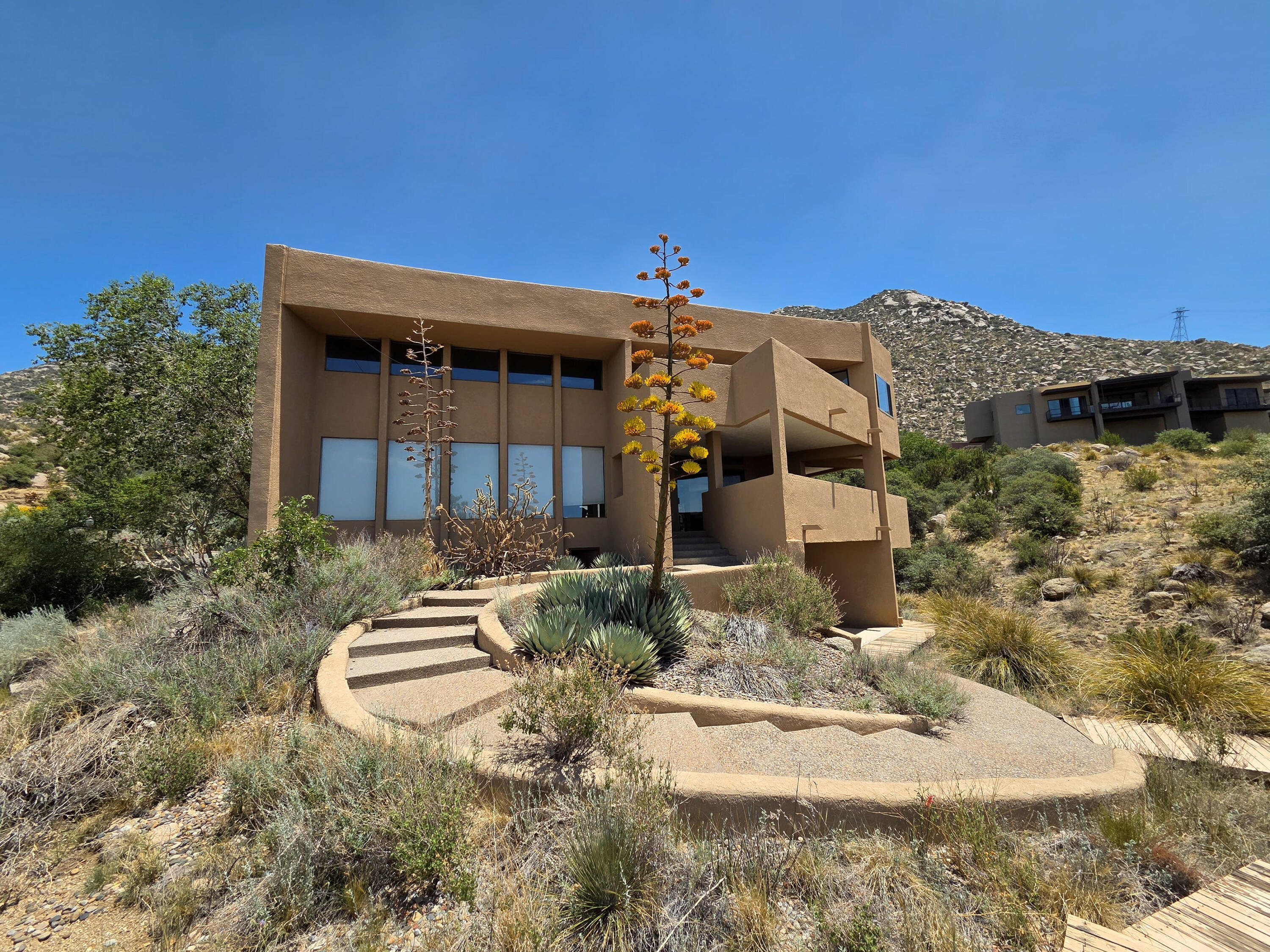 34 Sandia Heights Drive NE