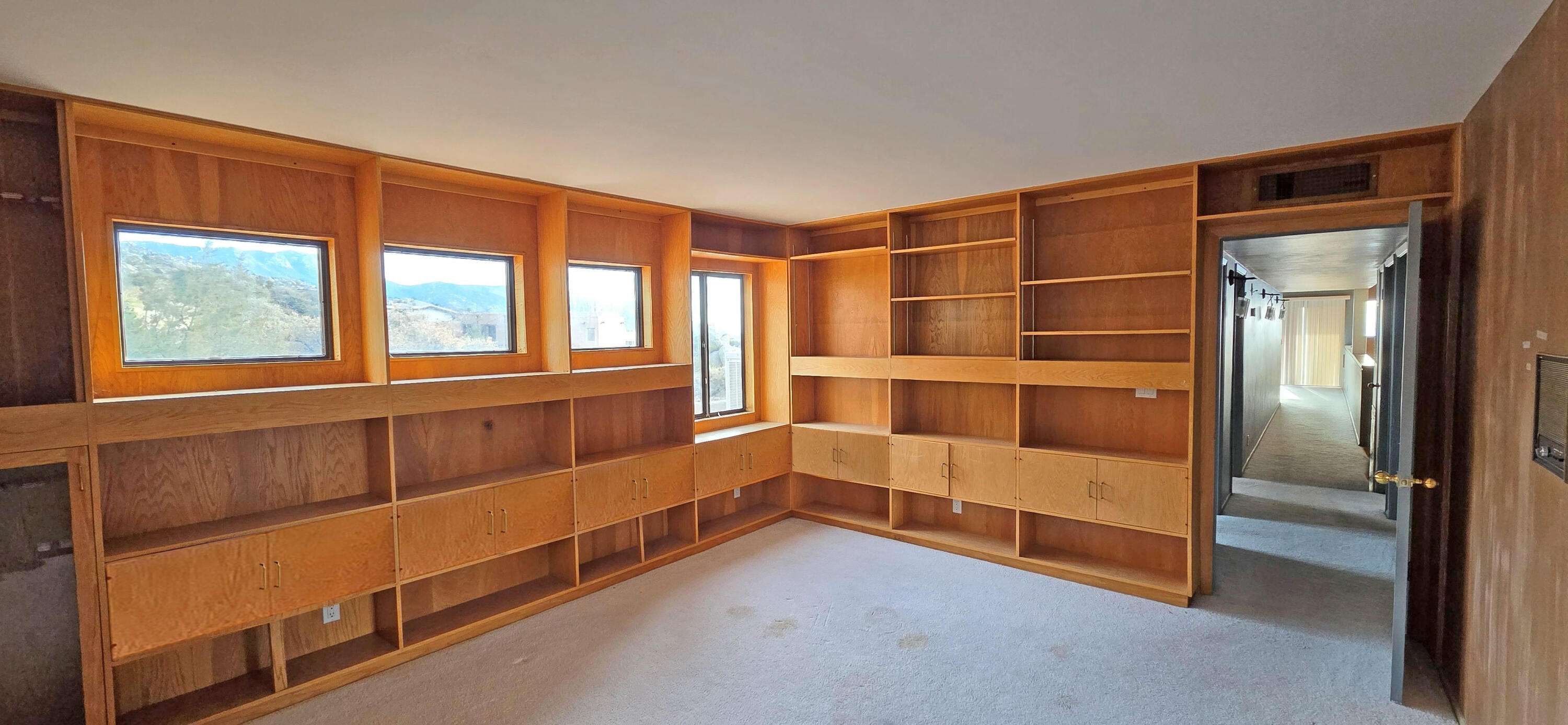 34 Sandia Heights Drive NE