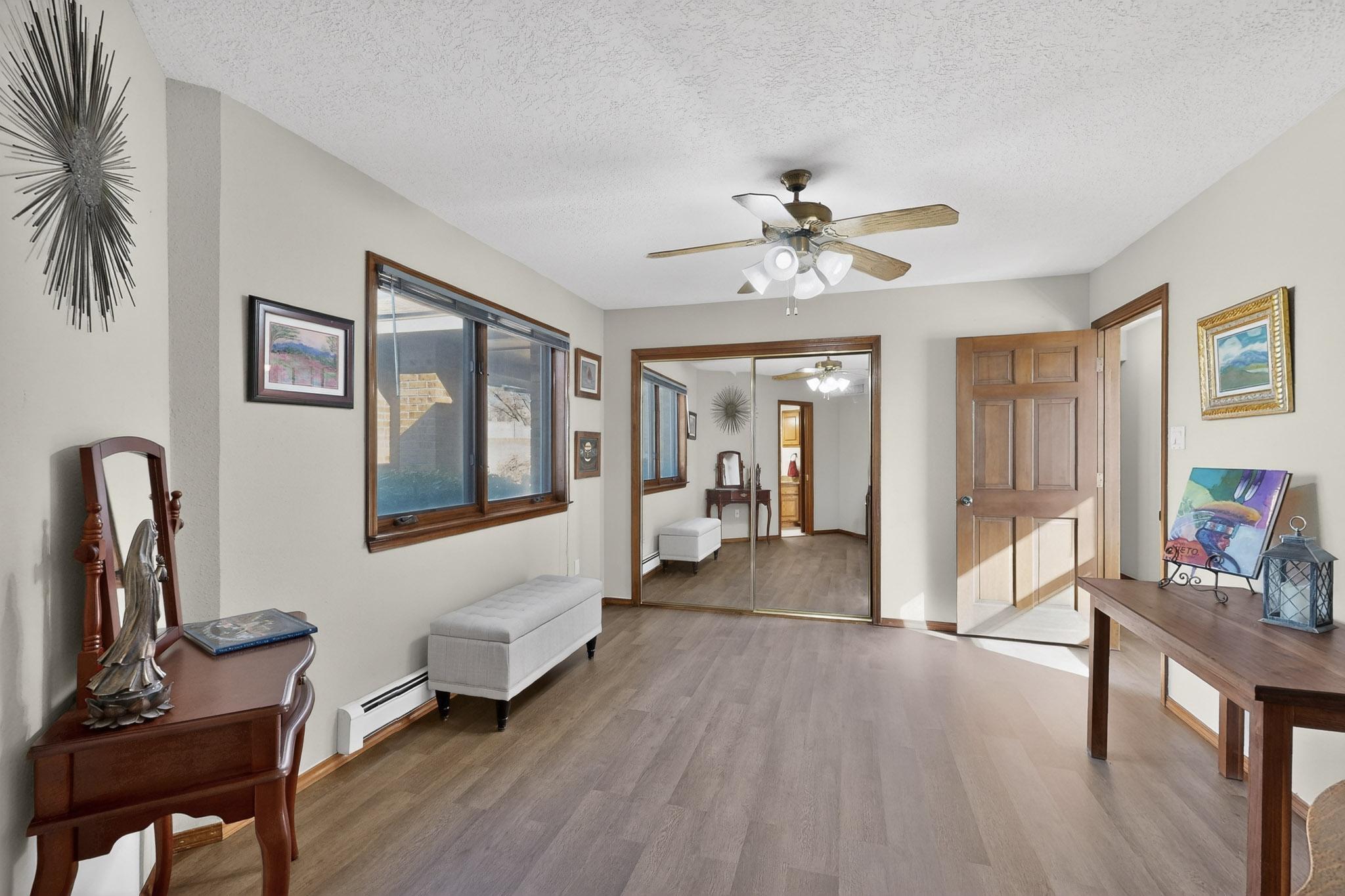 1323 Crestview Drive SW