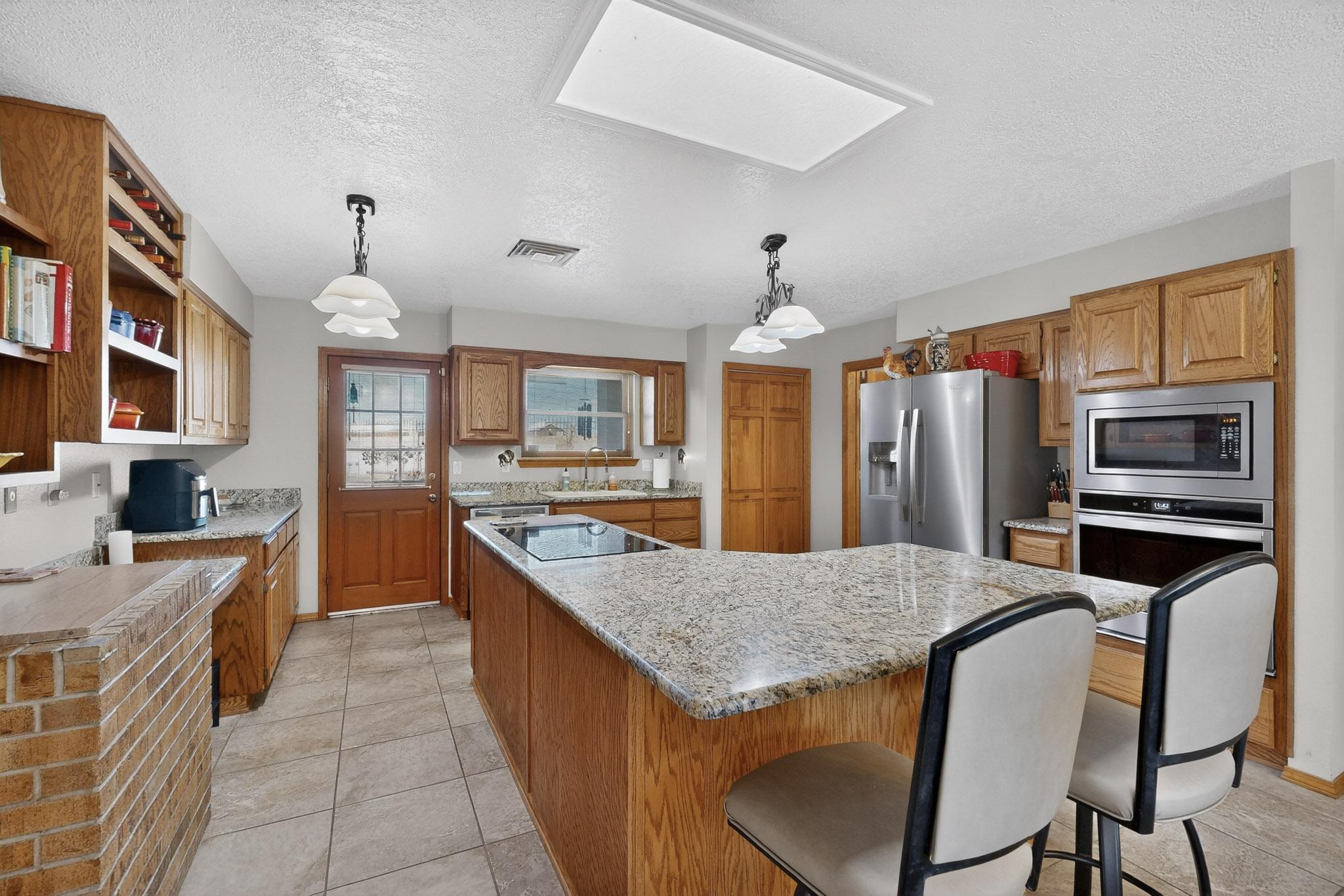 1323 Crestview Drive SW