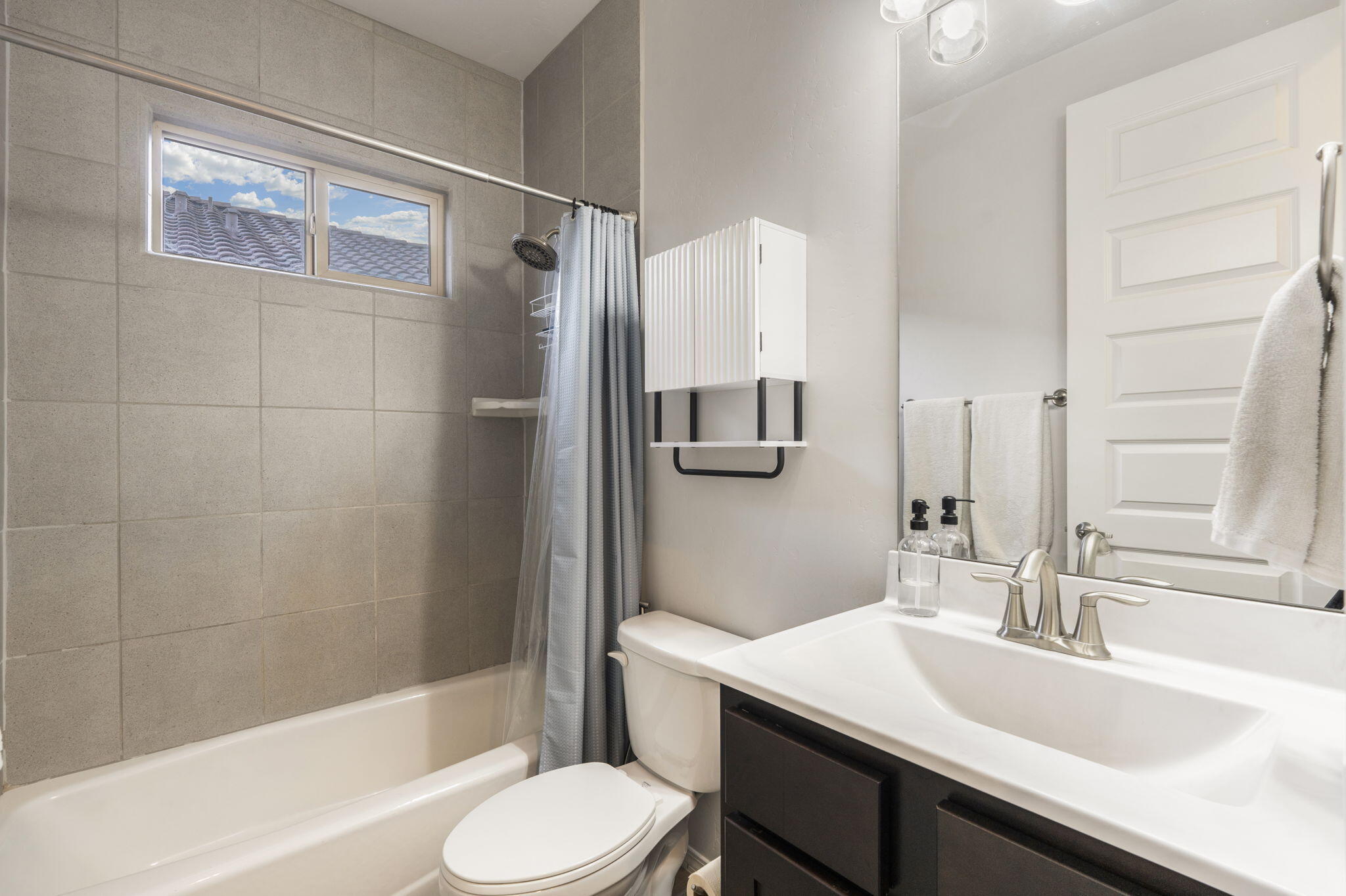 4113 Mountain Trail Loop NE