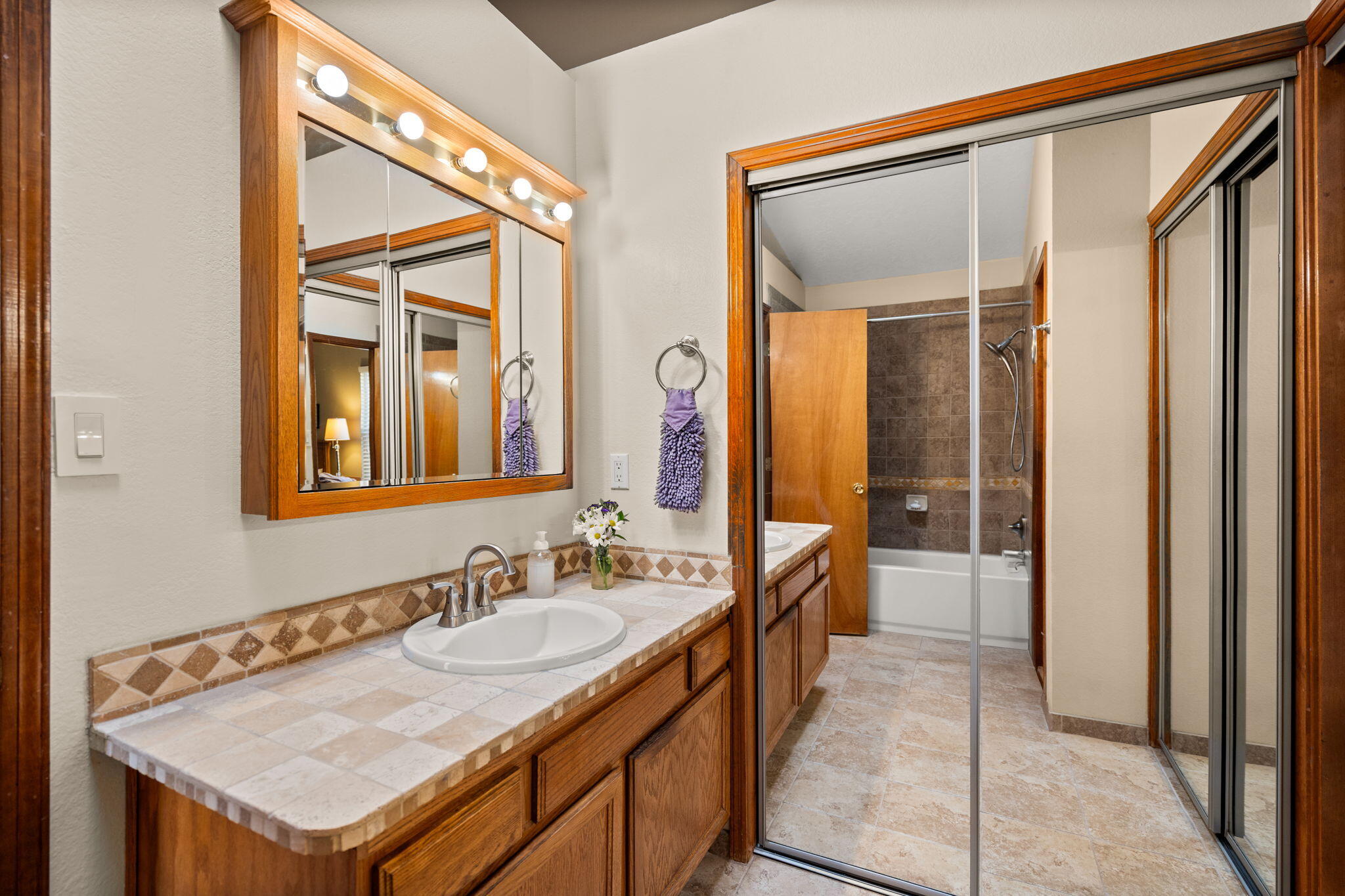 5501 Kachina Street NW