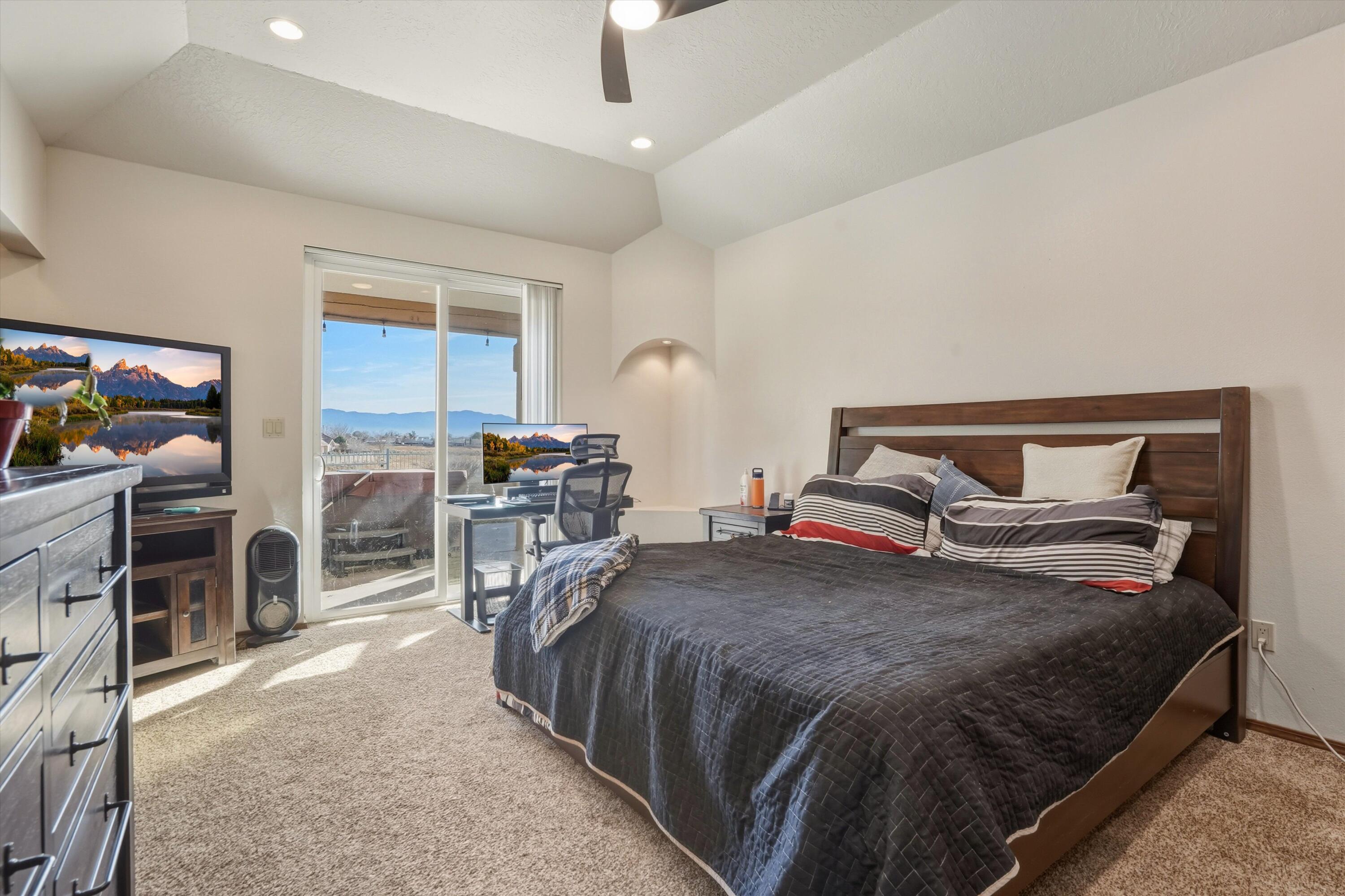 500 Nicklaus Drive SE