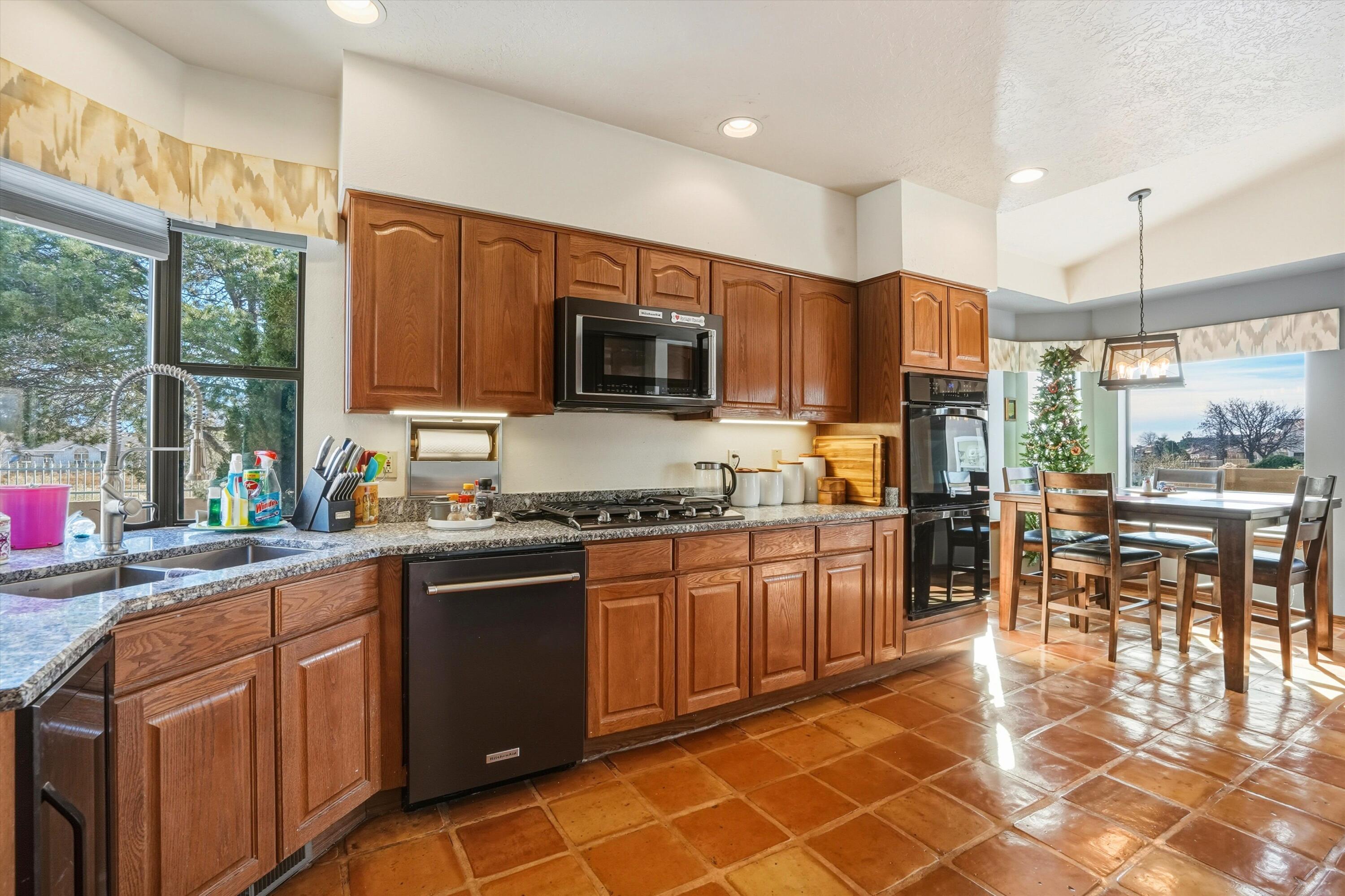 500 Nicklaus Drive SE