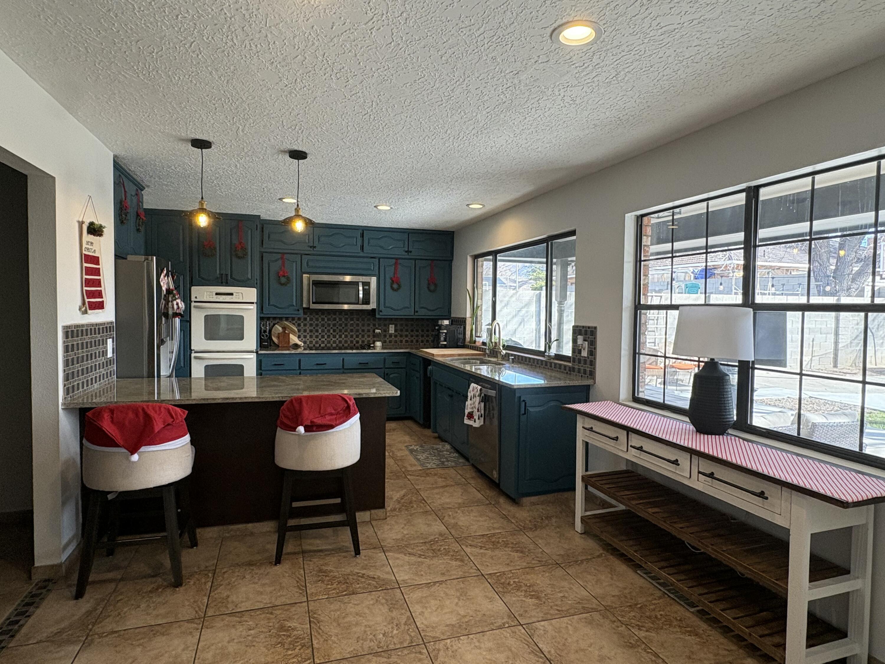 8900 CAMINITO Drive NE