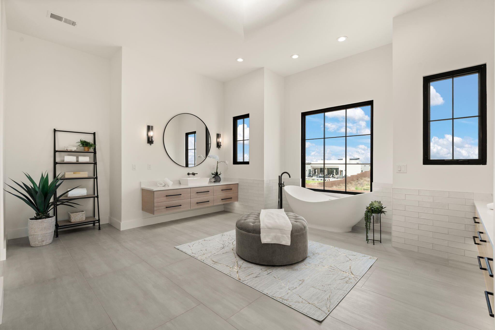 8601 Beverly Hills Avenue NE