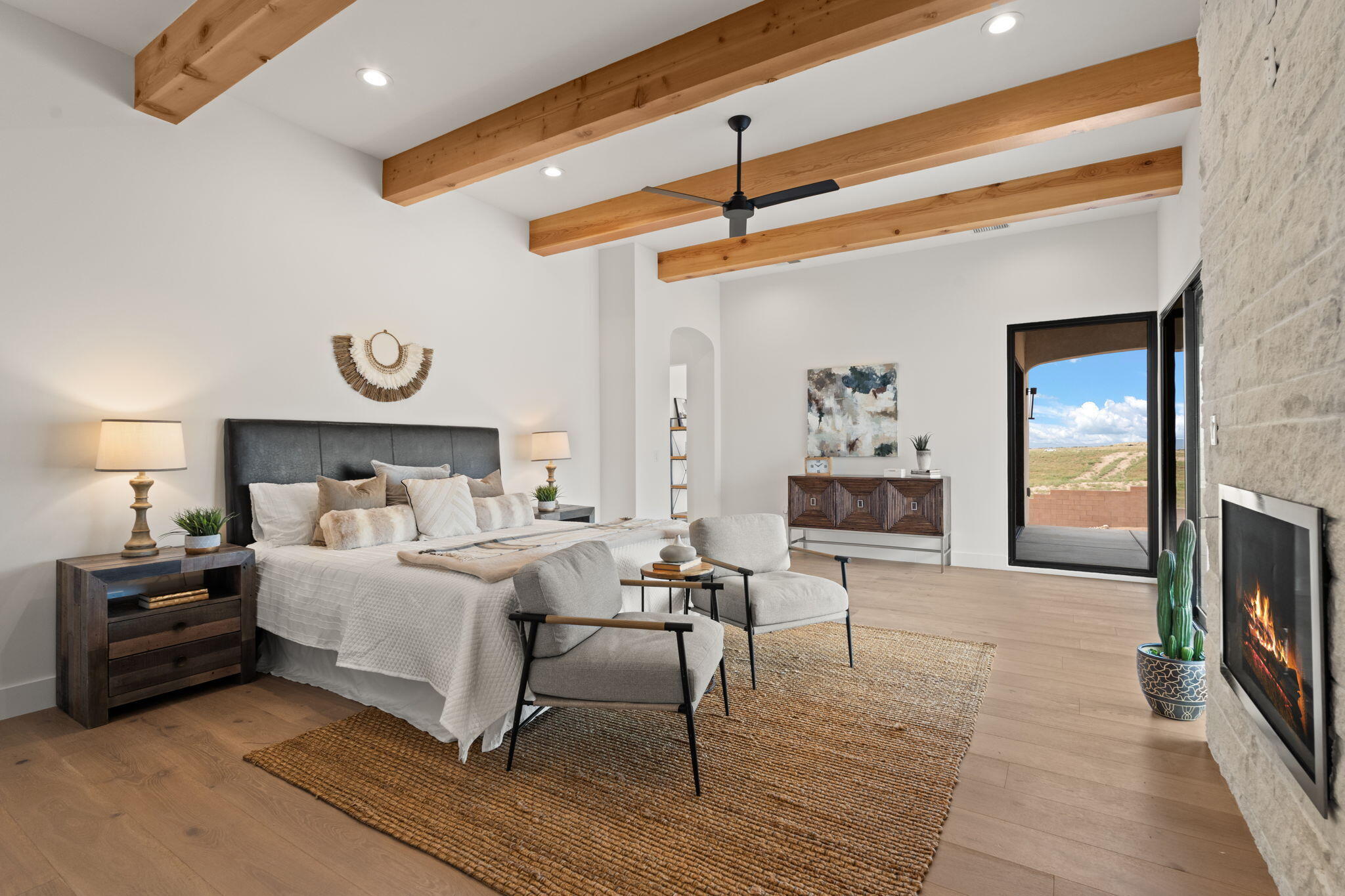 8601 Beverly Hills Avenue NE