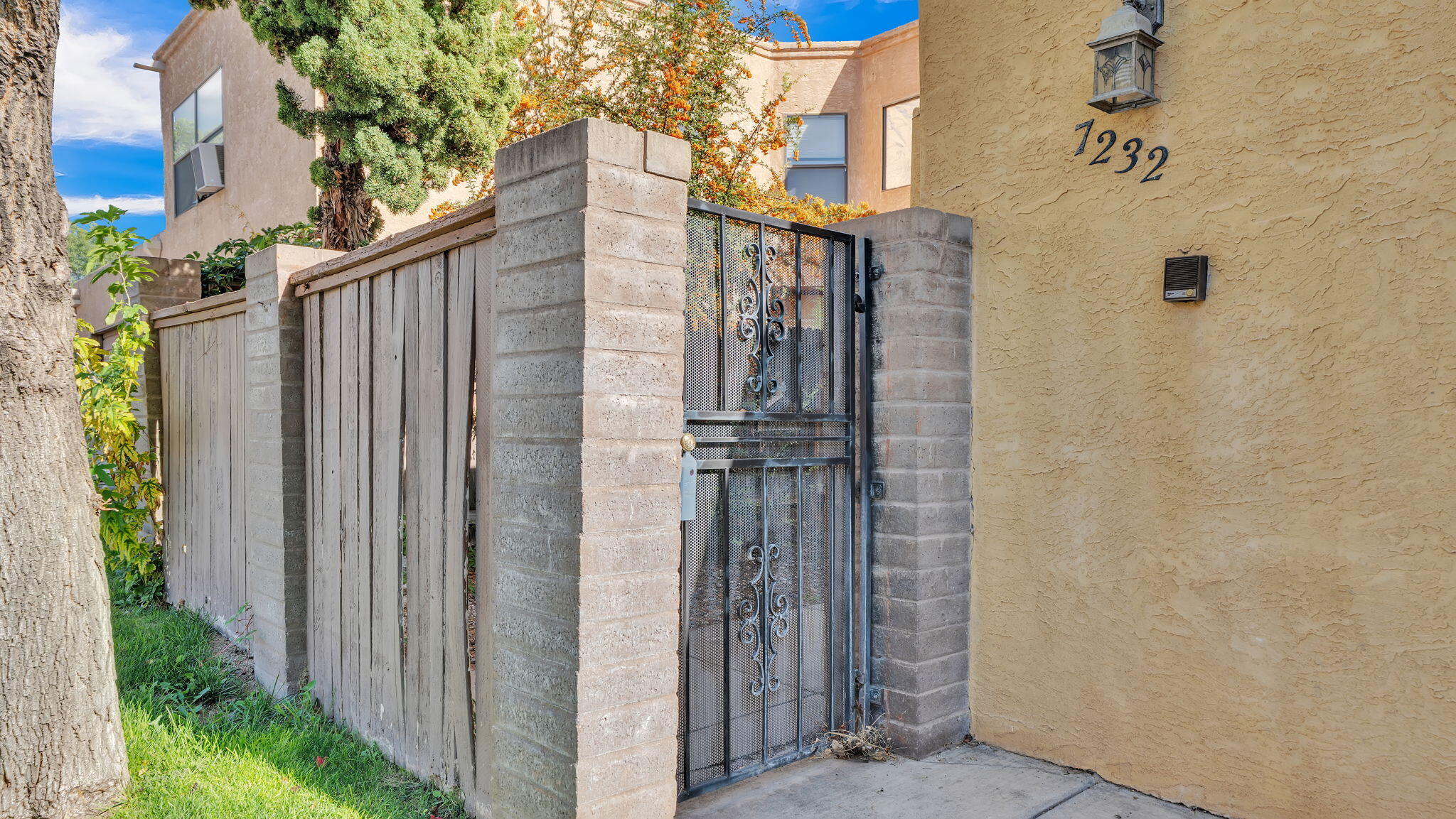 7232 Bobwhite Lane NE