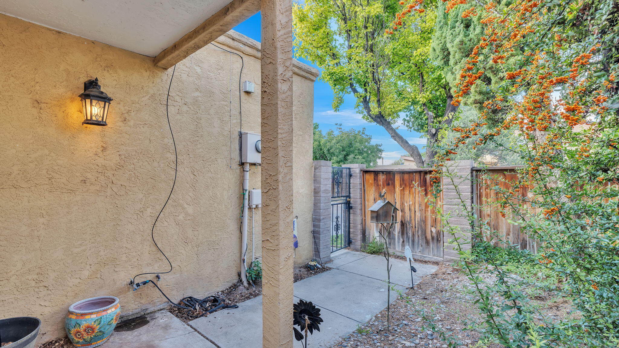 7232 Bobwhite Lane NE