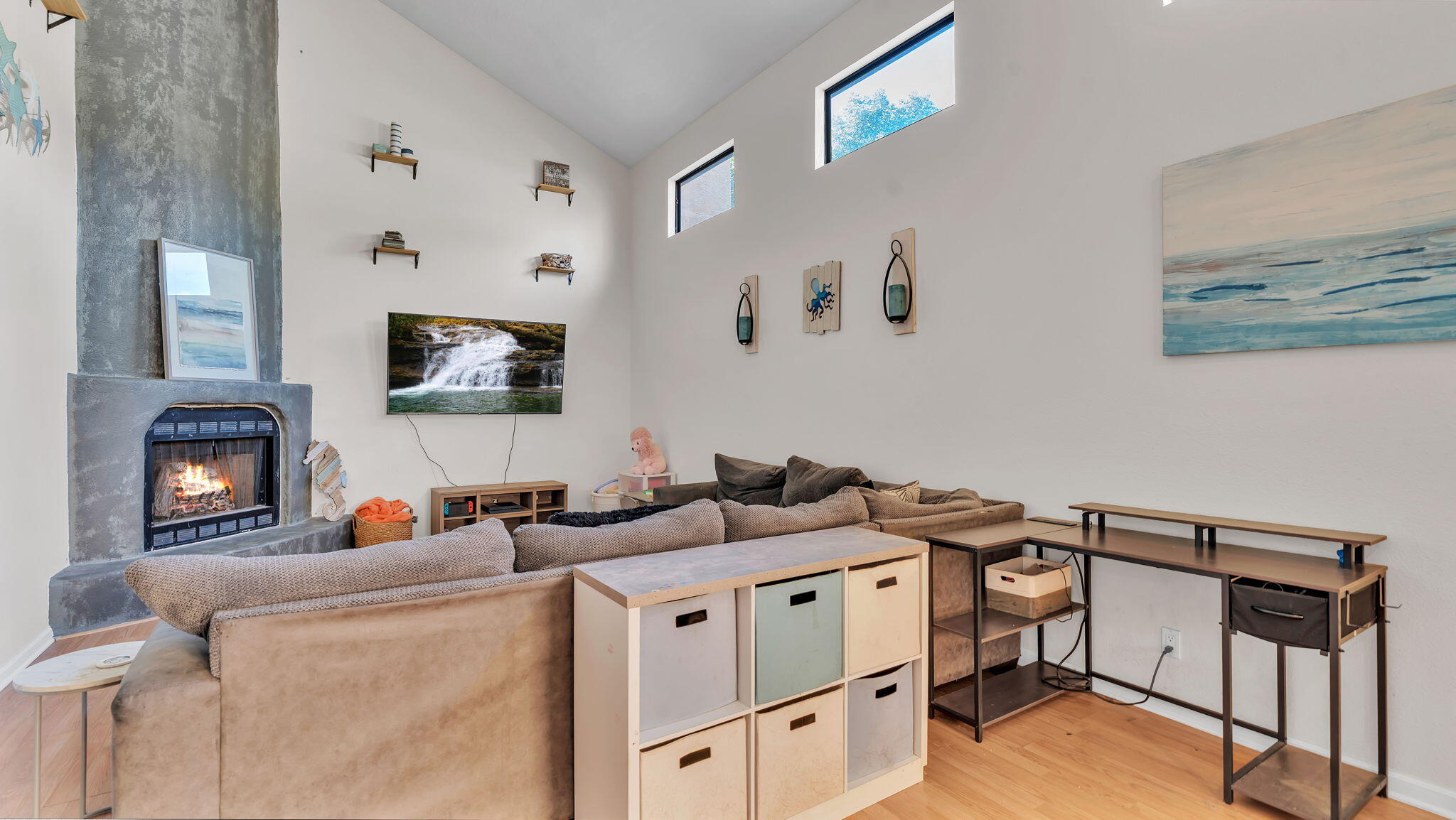 7232 Bobwhite Lane NE