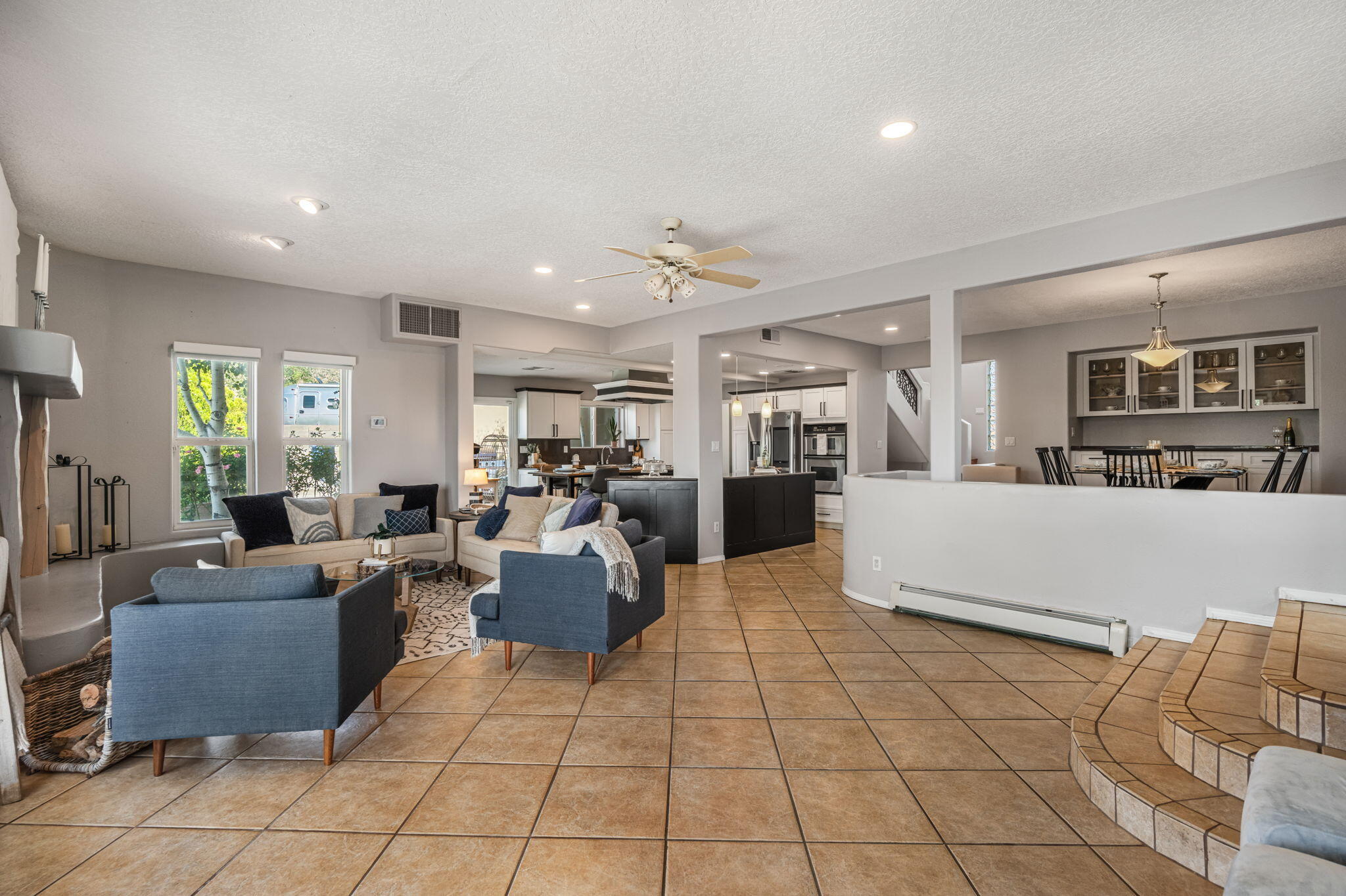 1809 Archuleta Drive NE