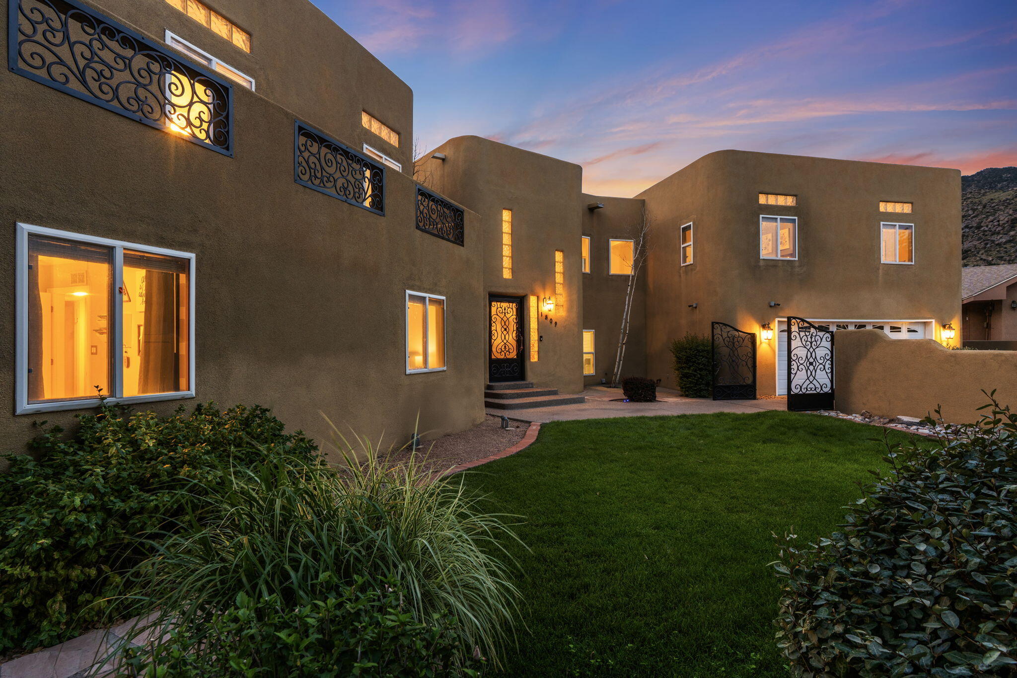 1809 Archuleta Drive NE