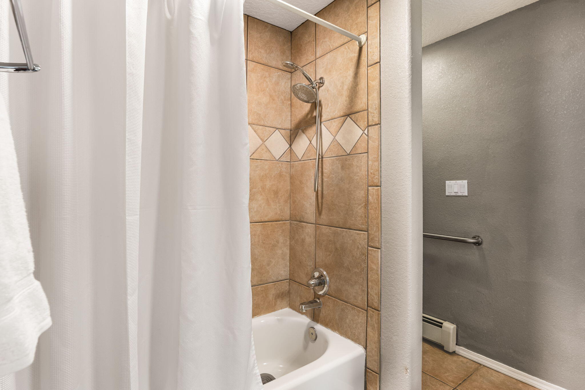 1809 Archuleta Drive NE