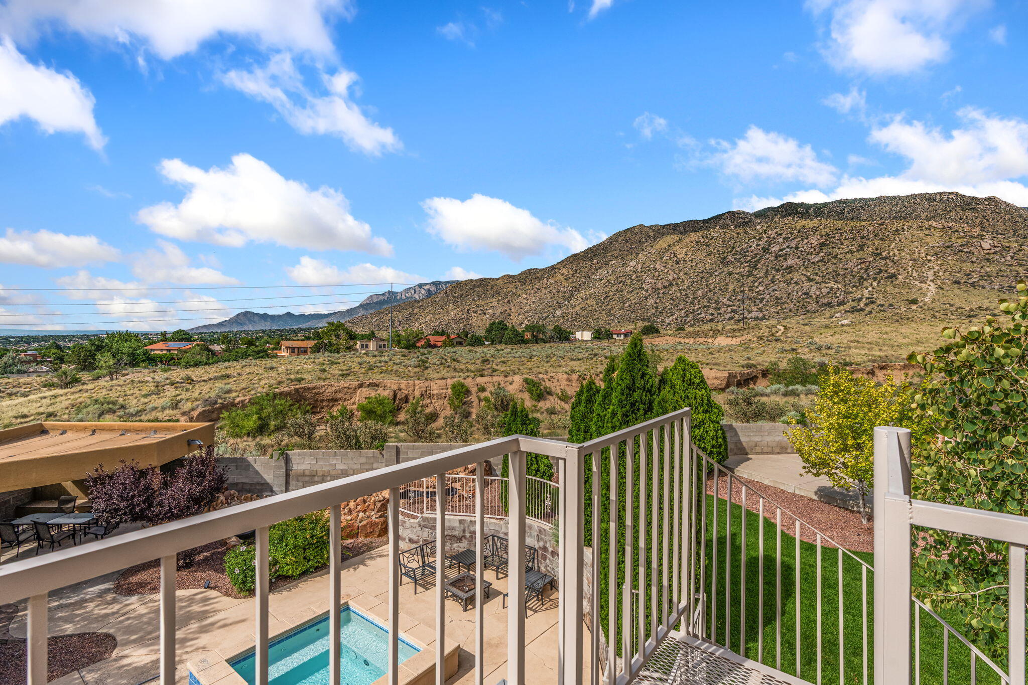 1809 Archuleta Drive NE